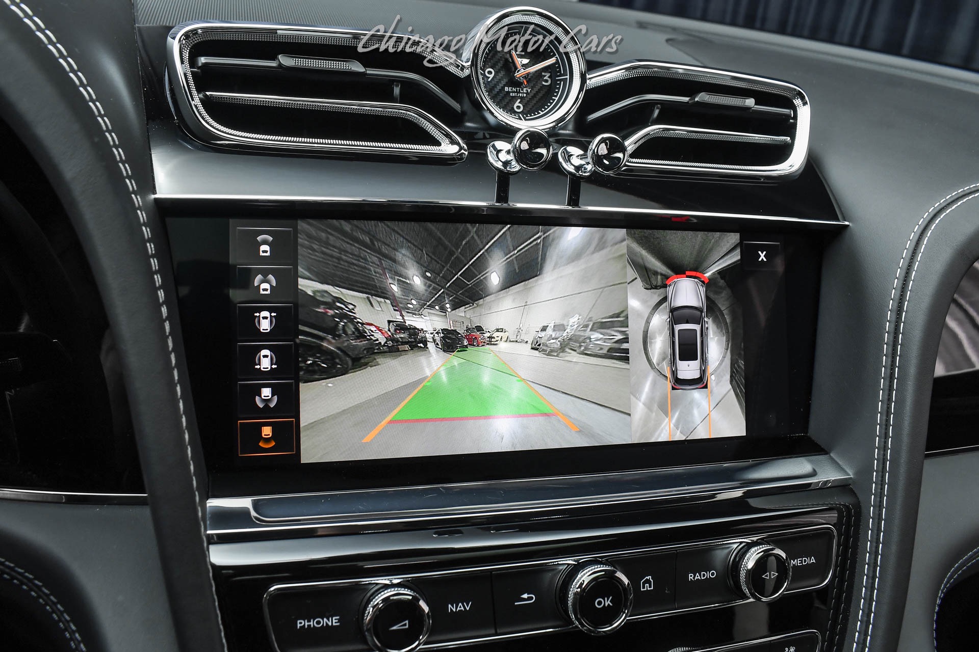 2023 BENTLEY BENTAYGA - Image 15