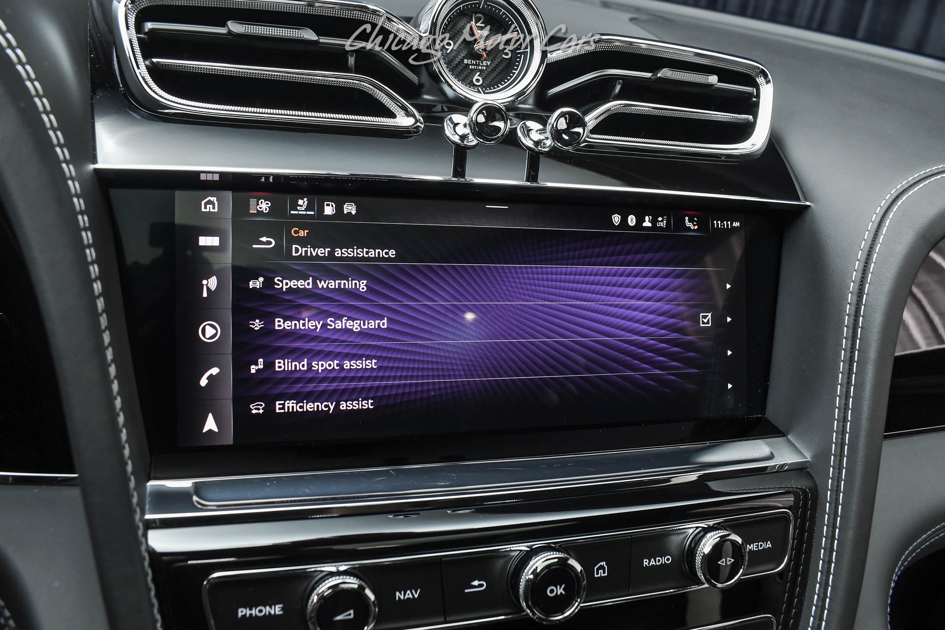 2023 BENTLEY BENTAYGA - Image 16