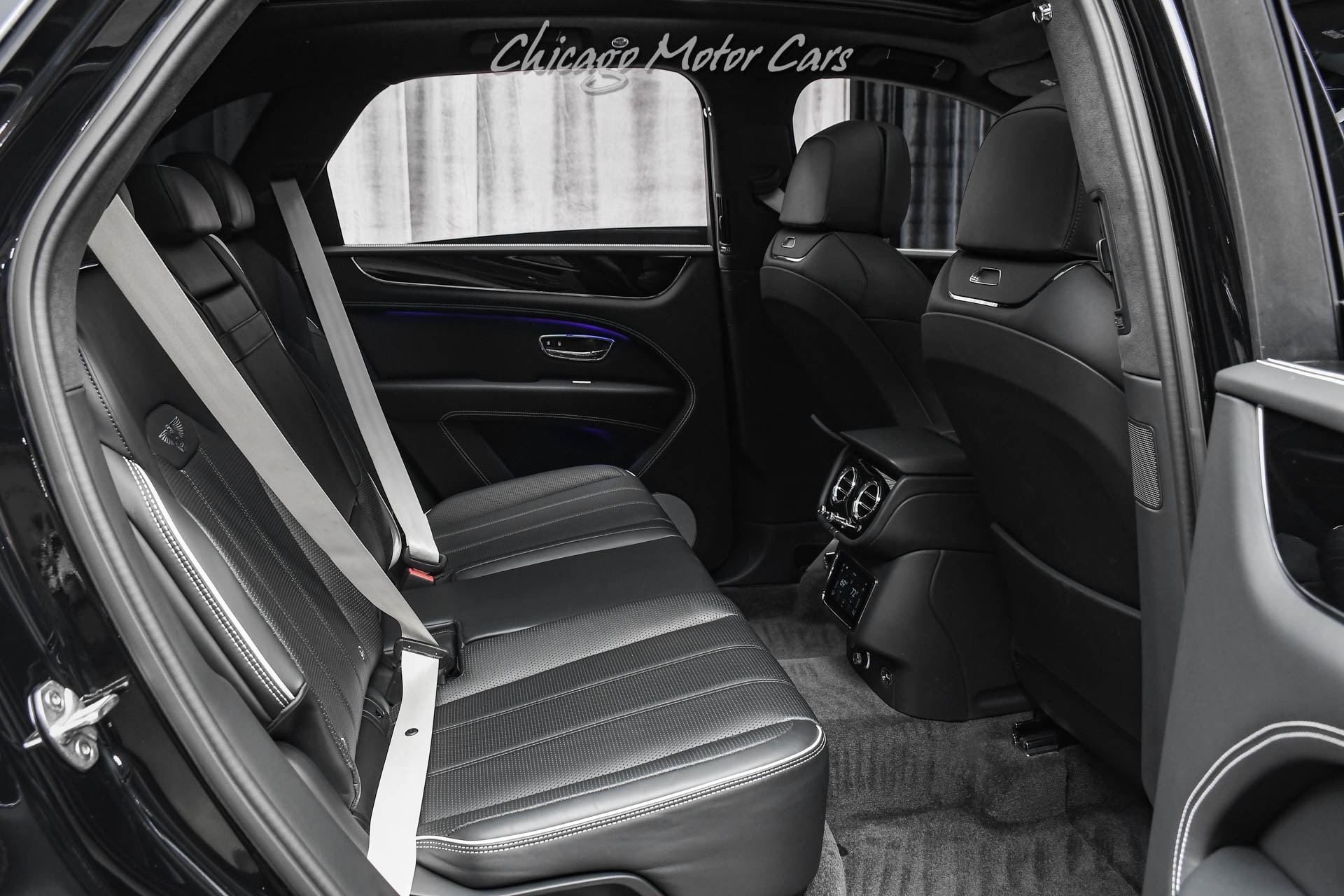 2023 BENTLEY BENTAYGA - Image 31