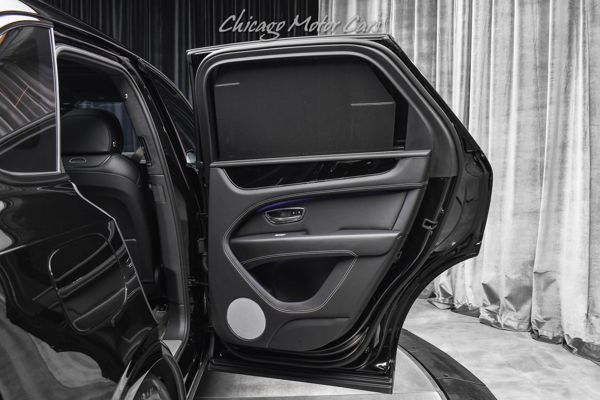 2023 BENTLEY BENTAYGA - Image 38