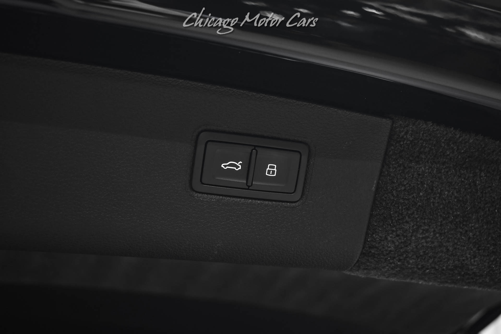 2023 BENTLEY BENTAYGA - Image 57