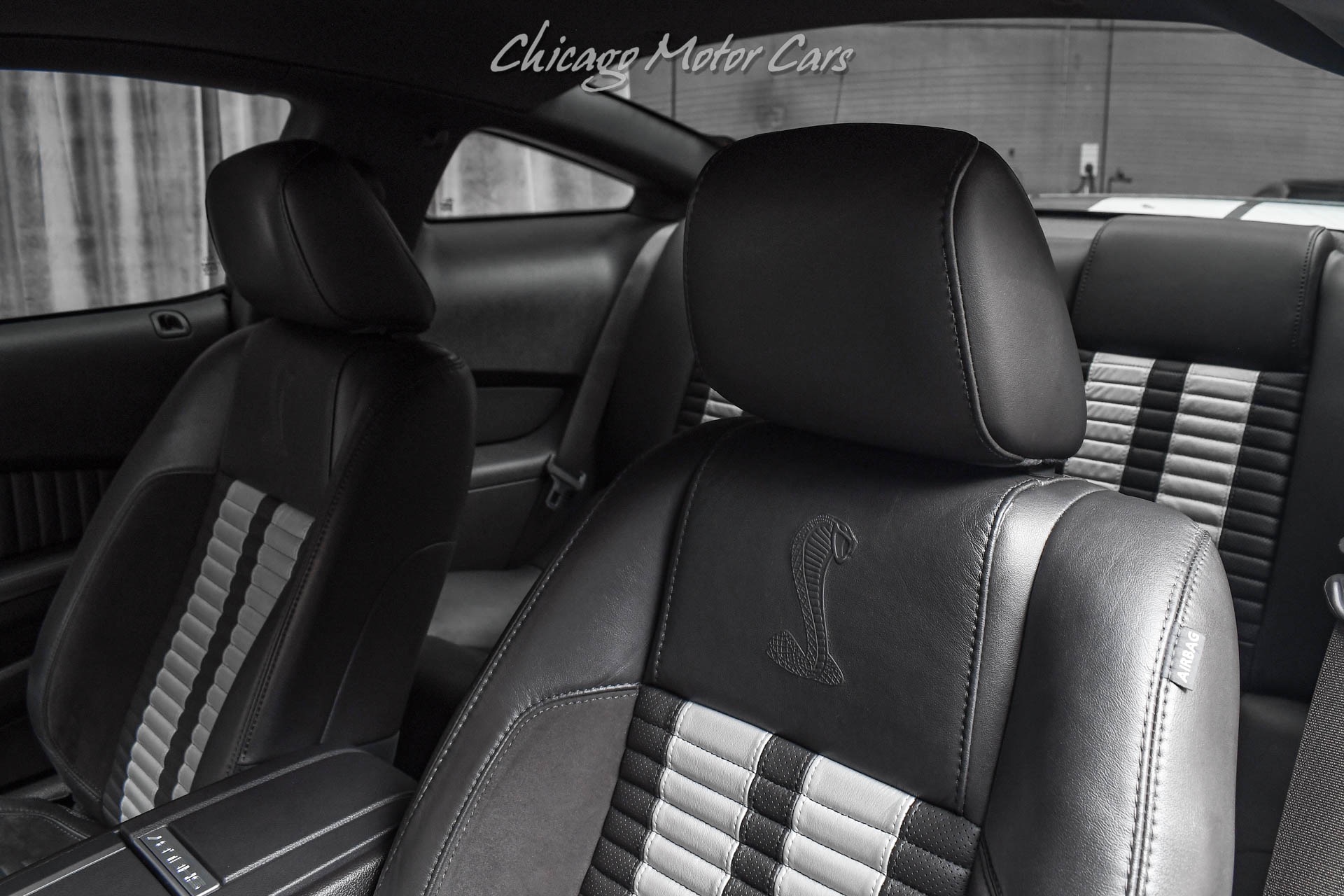 2010 FORD MUSTANG - Image 16