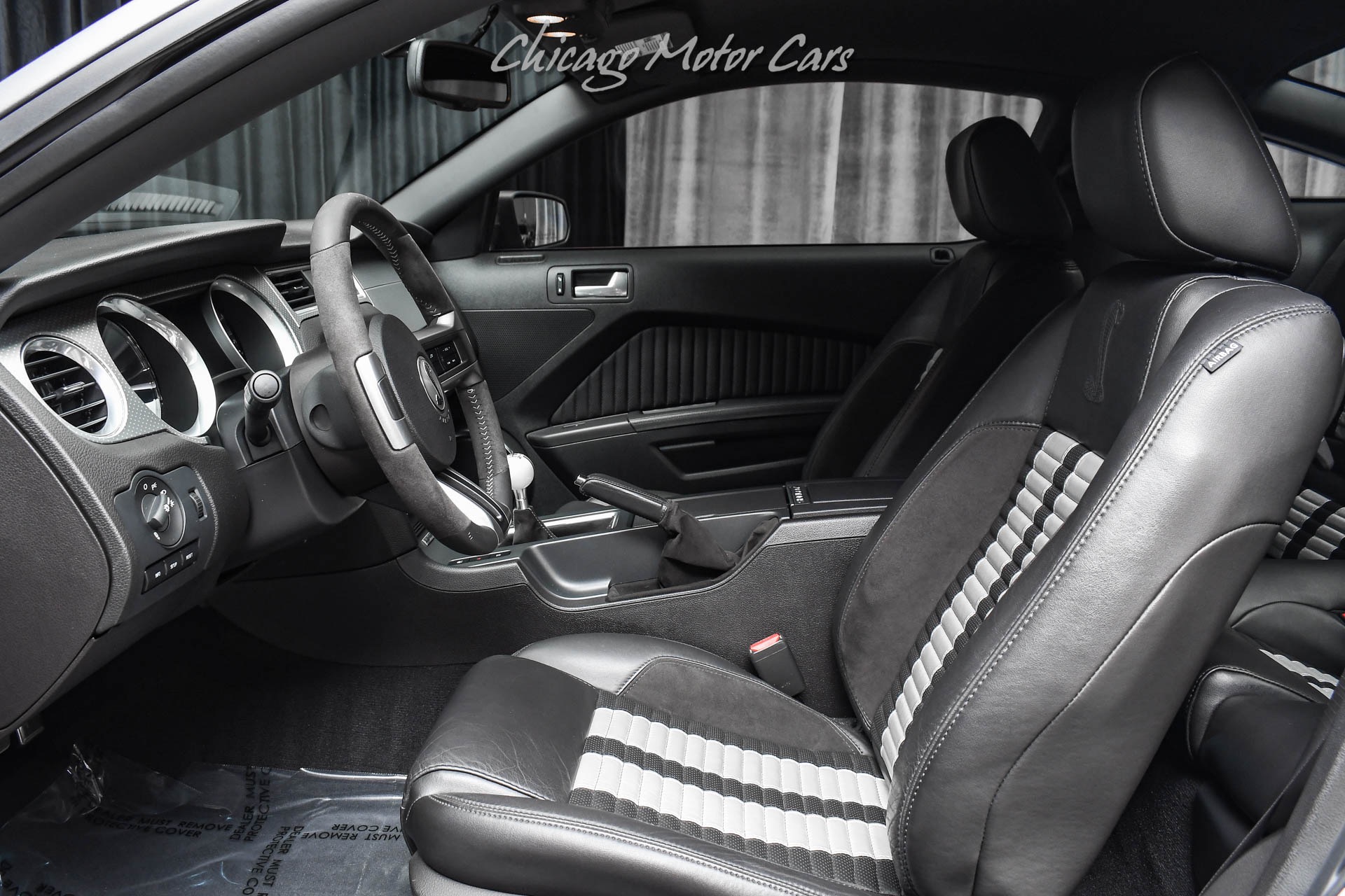 2010 FORD MUSTANG - Image 17