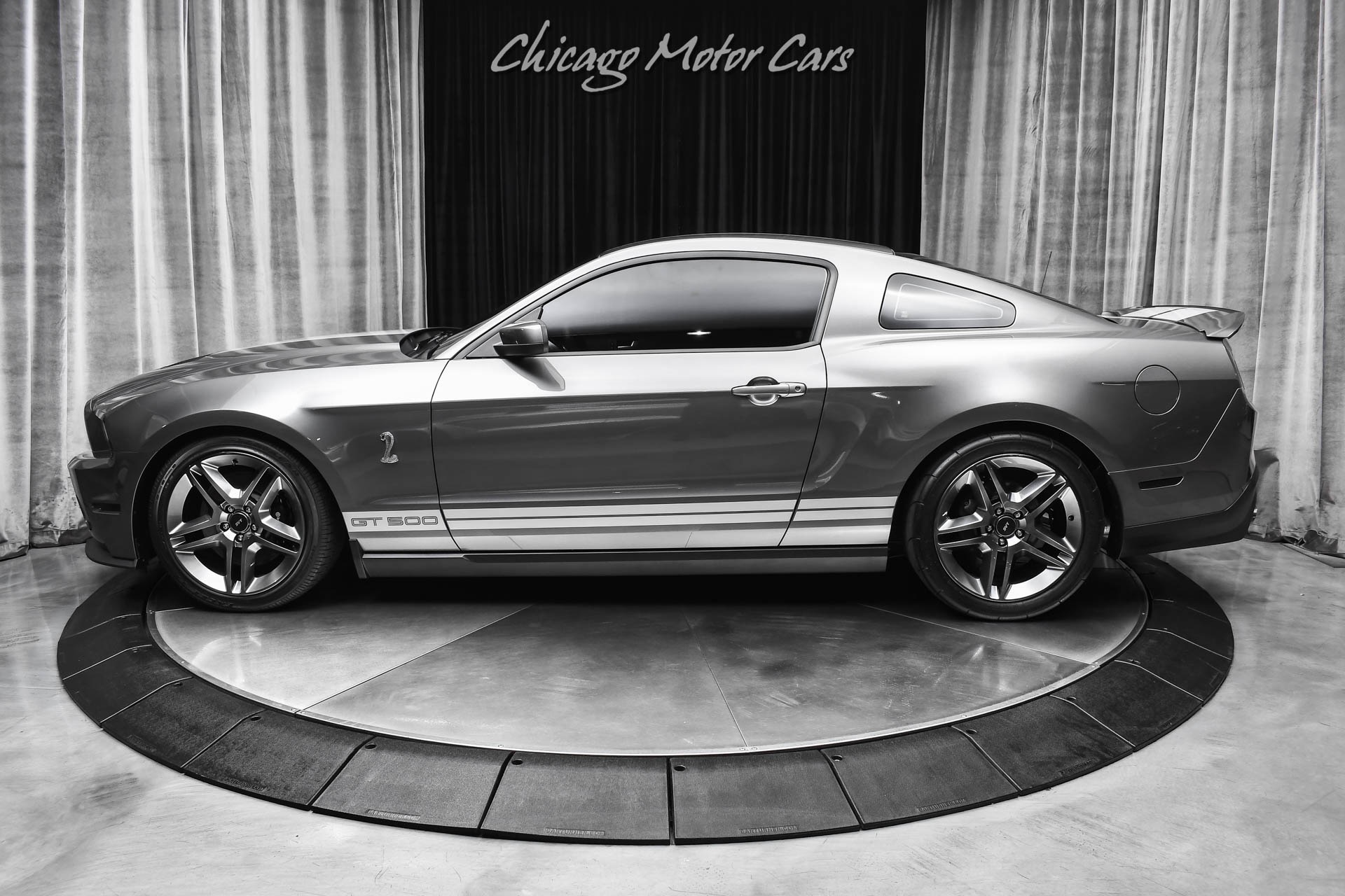 2010 FORD MUSTANG - Image 29