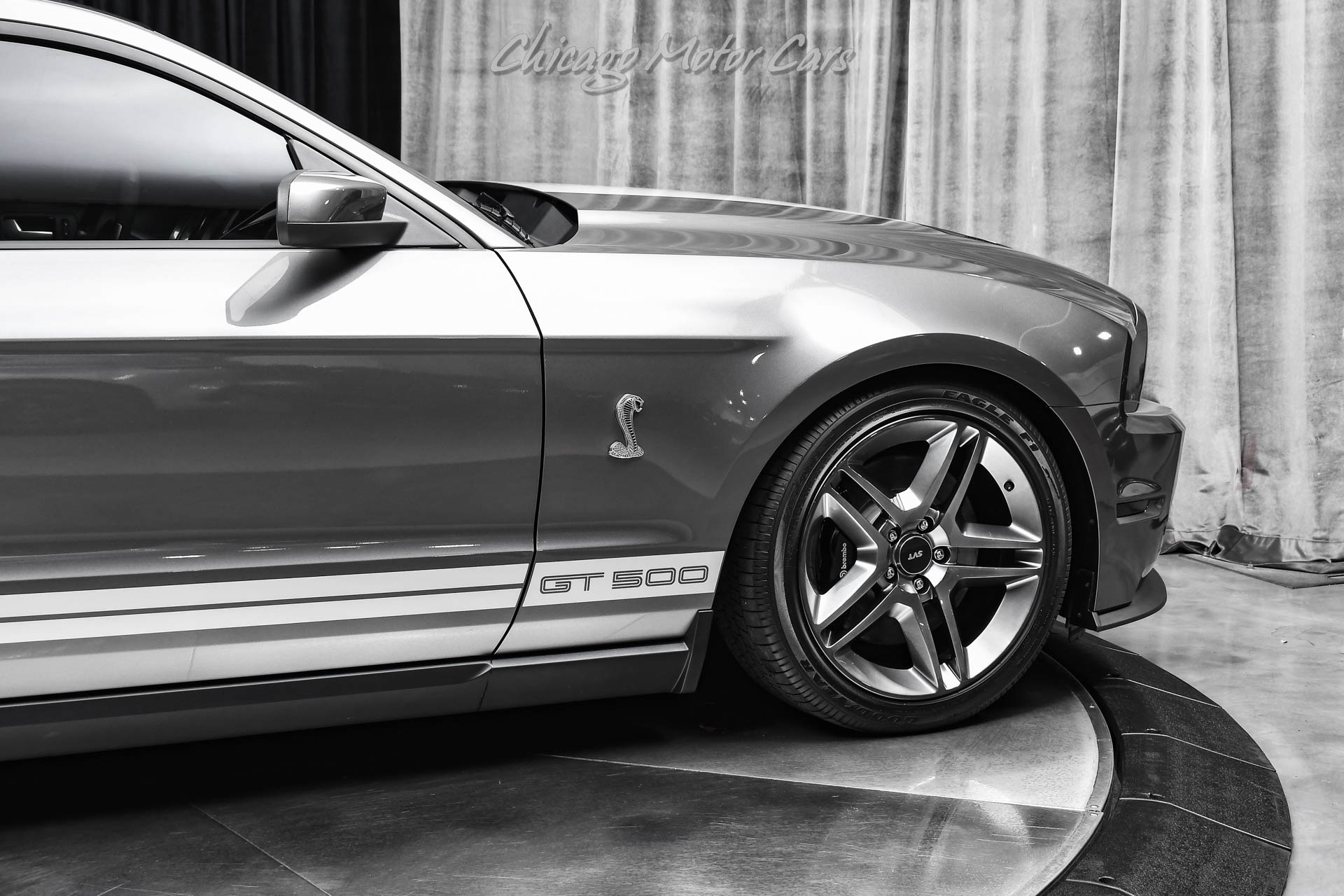 2010 FORD MUSTANG - Image 35
