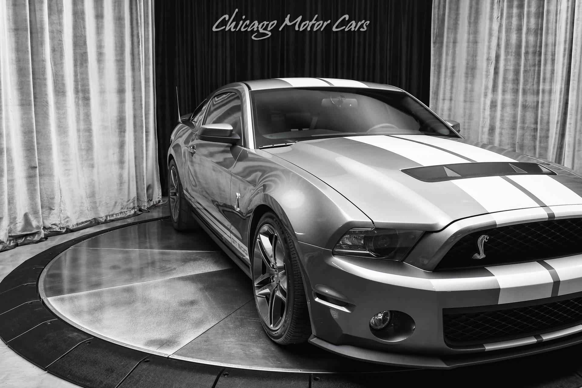 2010 FORD MUSTANG - Image 36