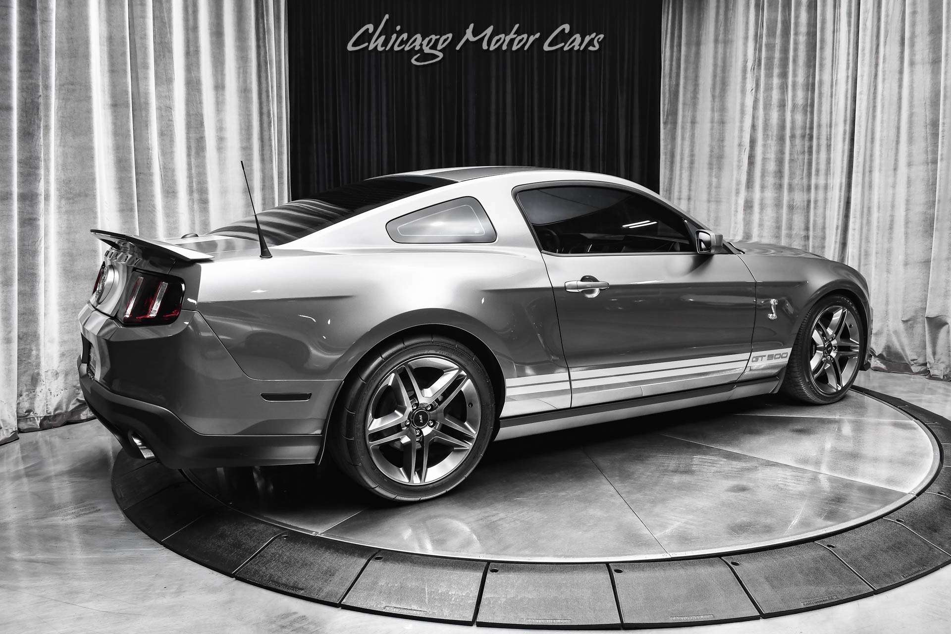 2010 FORD MUSTANG - Image 5