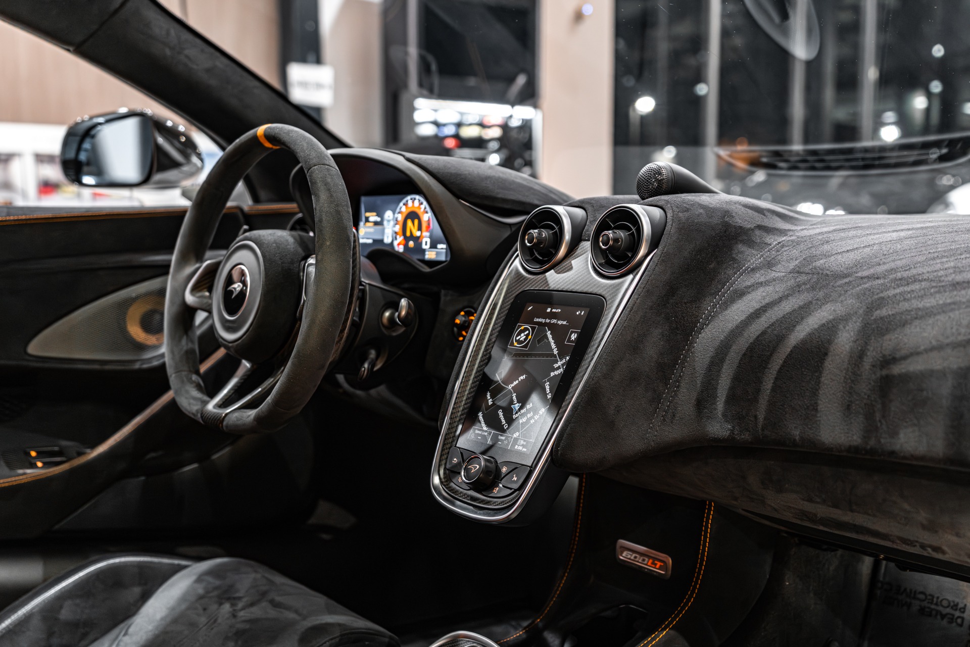 2019 MCLAREN 600LT - Image 26