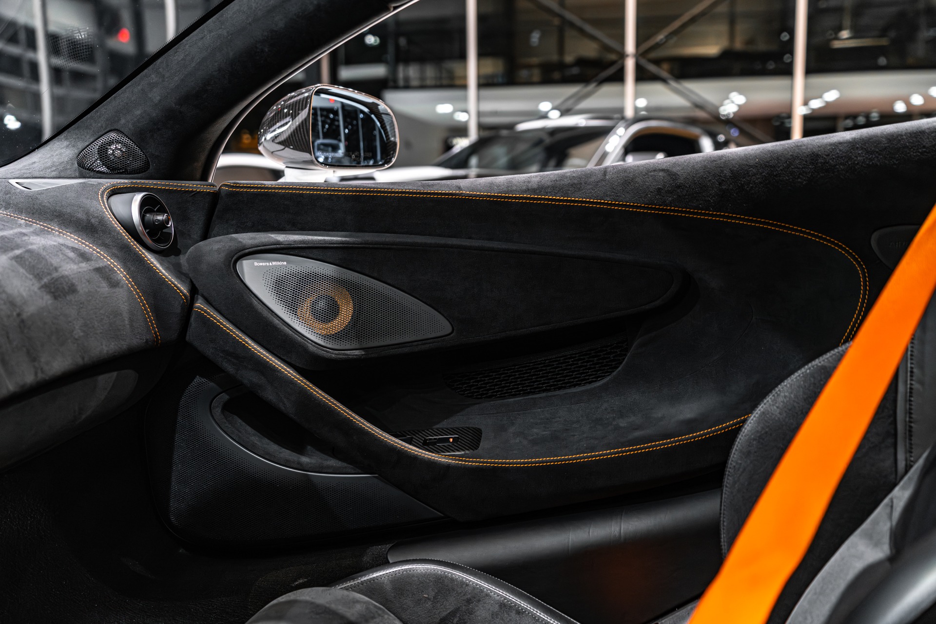 2019 MCLAREN 600LT - Image 29