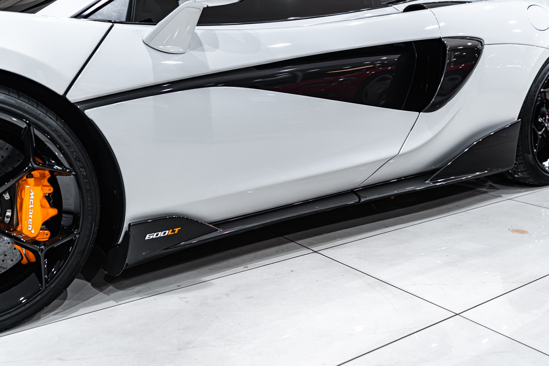 2019 MCLAREN 600LT - Image 39
