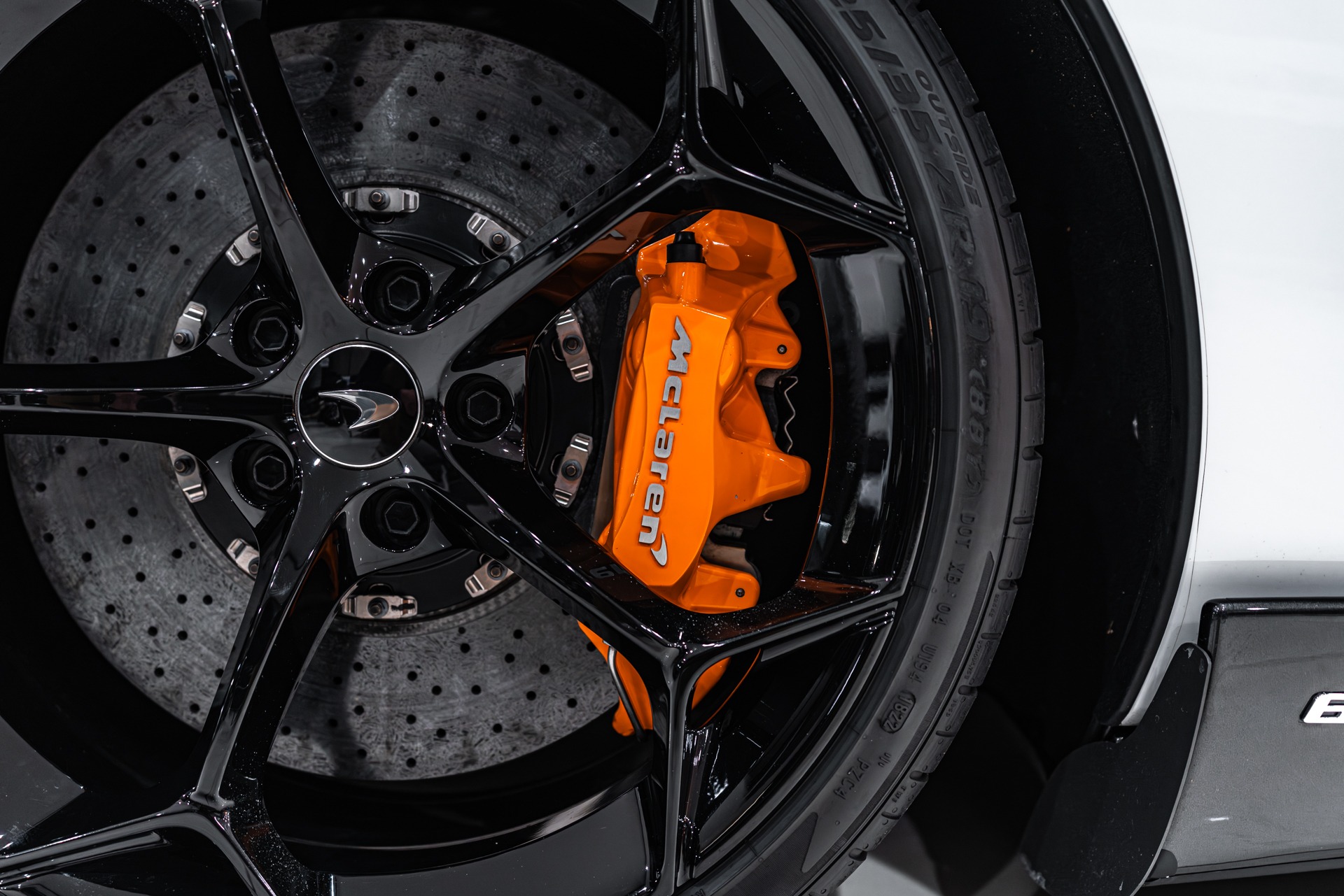 2019 MCLAREN 600LT - Image 62