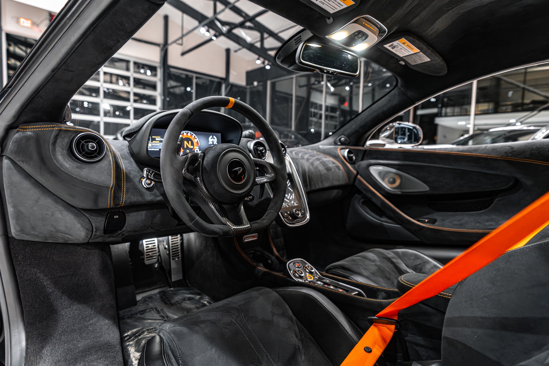 2019 MCLAREN 600LT - Image 8