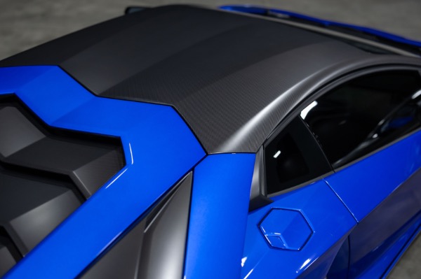 Used 2017 Lamborghini Aventador SV LP750-4 Factory Carbon Roof Blu Nettens LOADED RARE Best Spec! for sale Sold at Chicago Motor Cars in West Chicago IL 60185 2