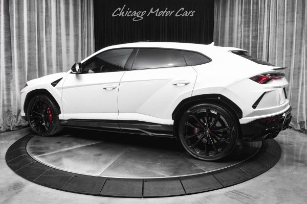 Used 2022 Lamborghini Urus Red/Black Interior! 23 Inch Upgraded Wheels! One Owner Vehicle! B&O Sound! for sale Sold at Chicago Motor Cars in West Chicago IL 60185 3