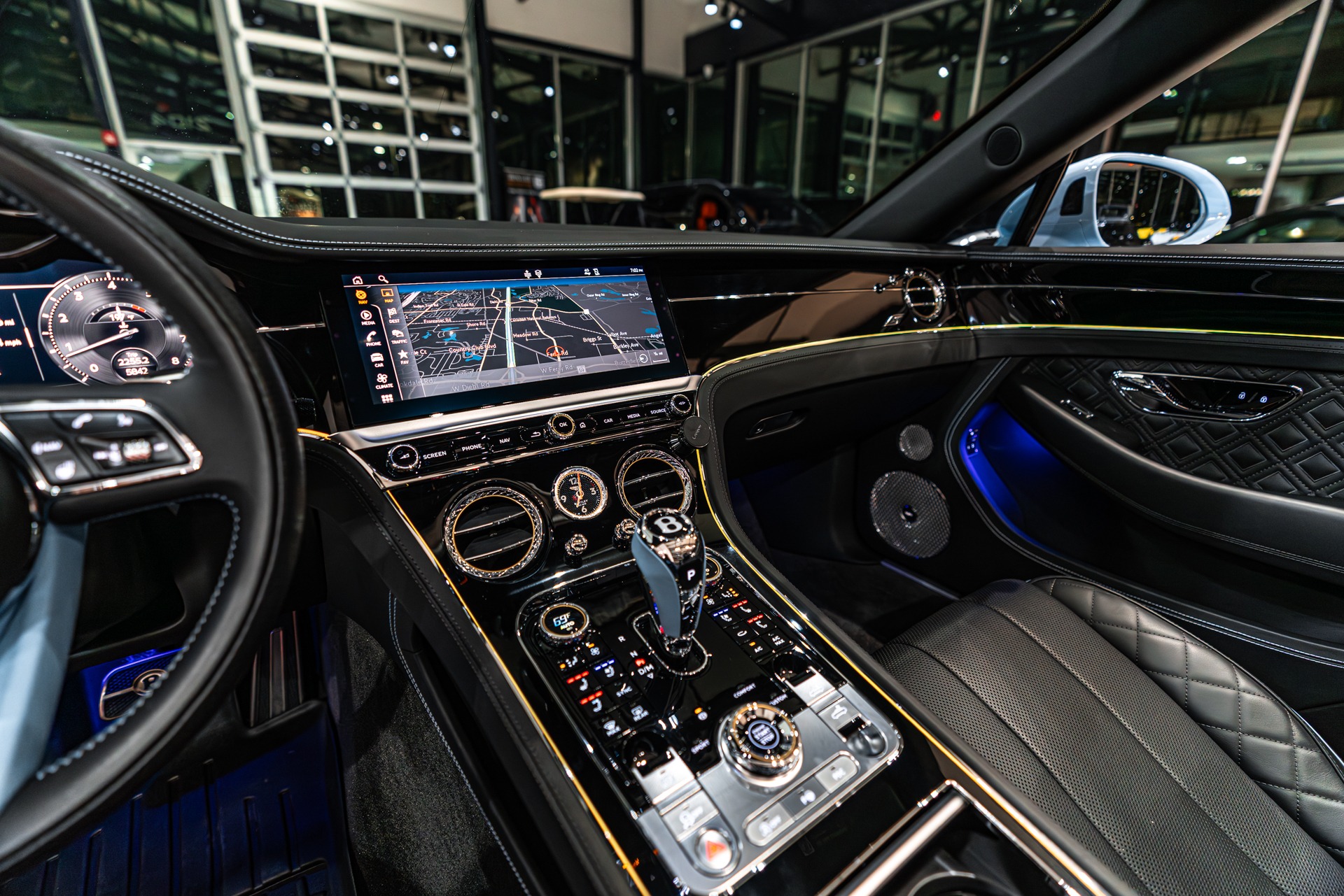 2024 BENTLEY CONTINENTAL - Image 13