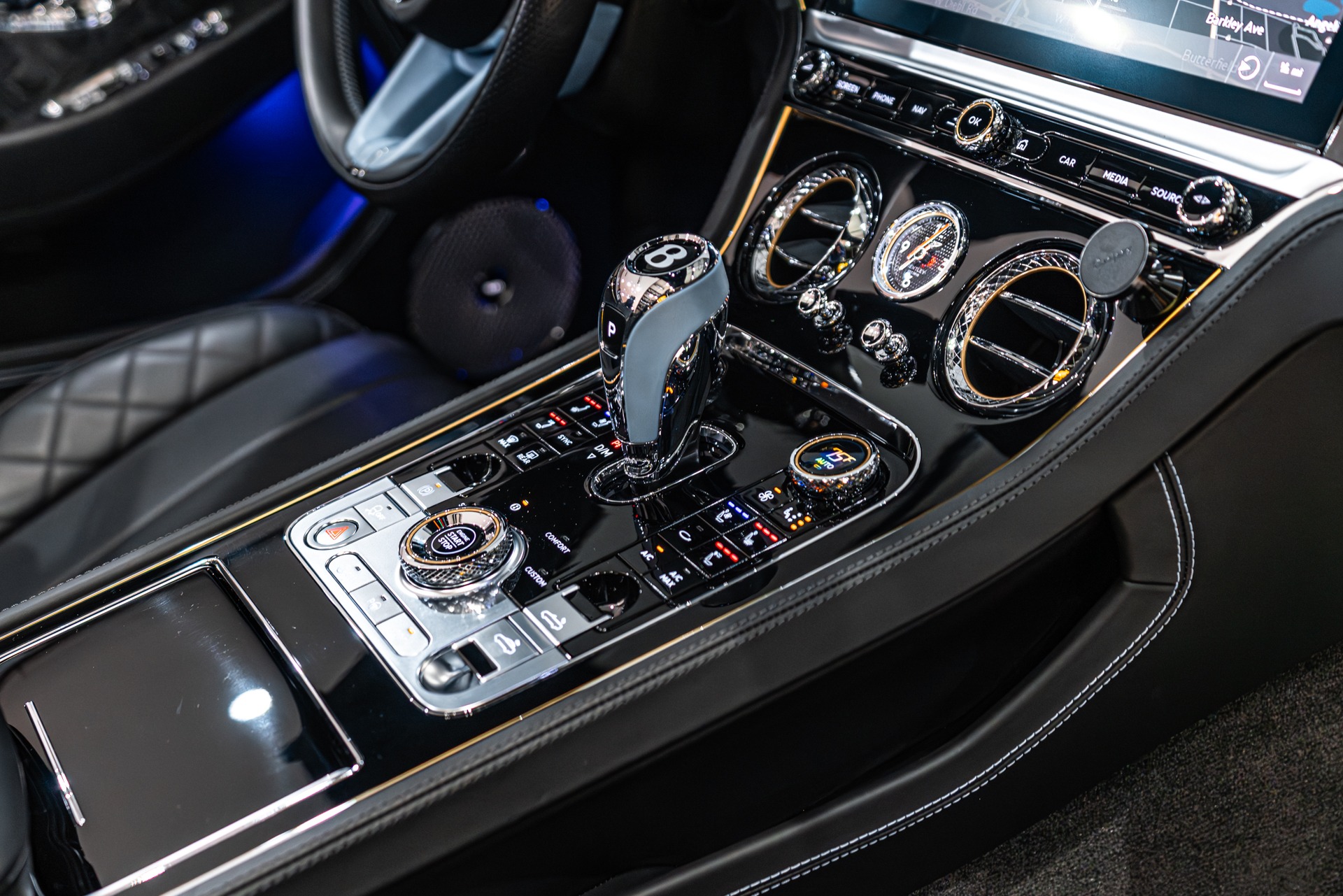 2024 BENTLEY CONTINENTAL - Image 26