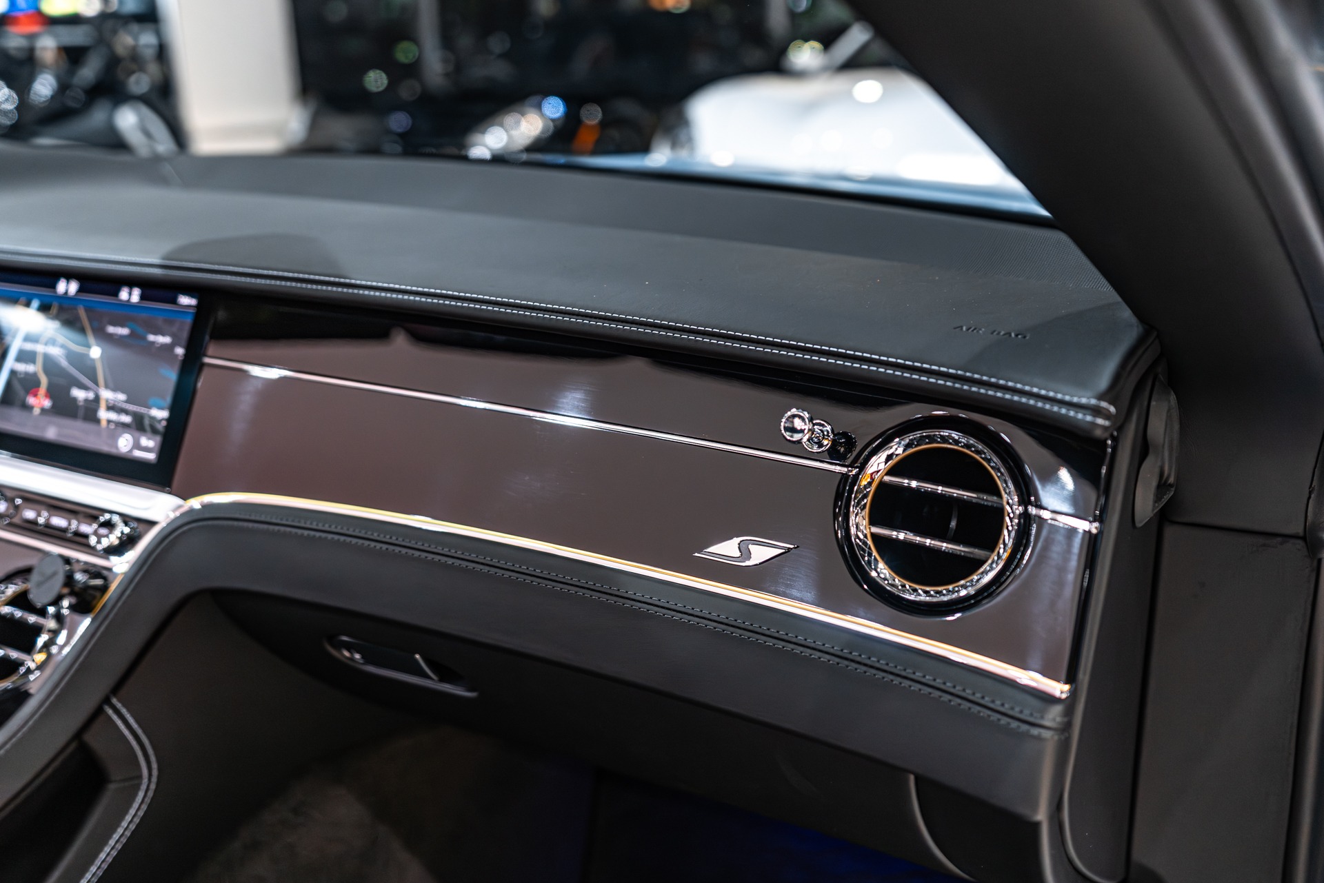 2024 BENTLEY CONTINENTAL - Image 27