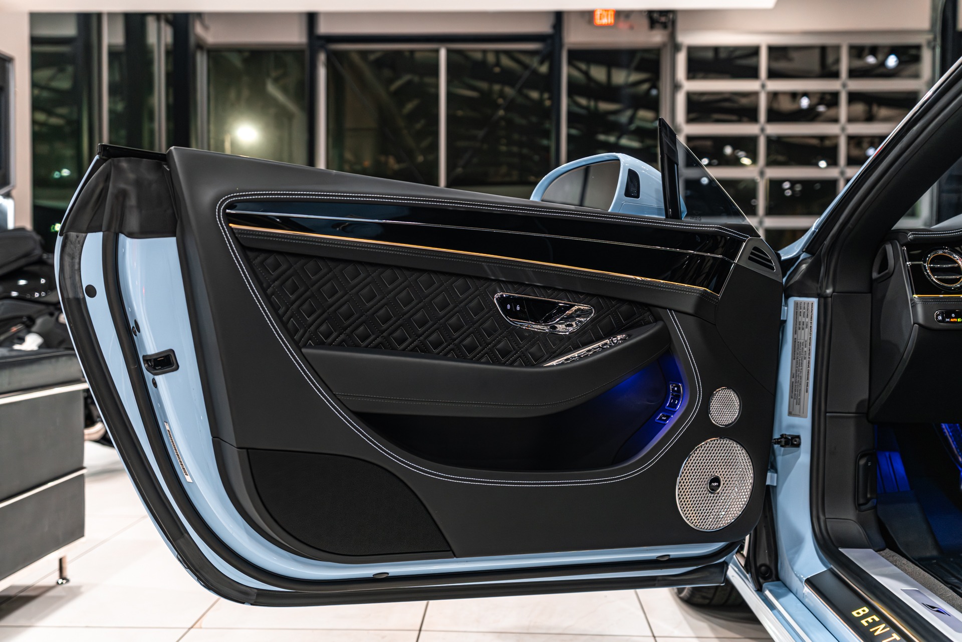 2024 BENTLEY CONTINENTAL - Image 30