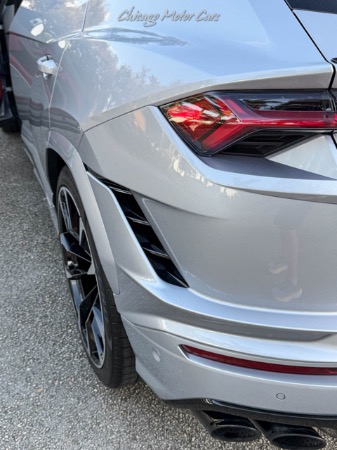 Used 2024 Lamborghini Urus S SUV 23 Inch Wheels Carbon Ceramic Brakes Carbon Fiber Trim Only 12k Miles for sale Sold at Chicago Motor Cars in West Chicago IL 60185 5