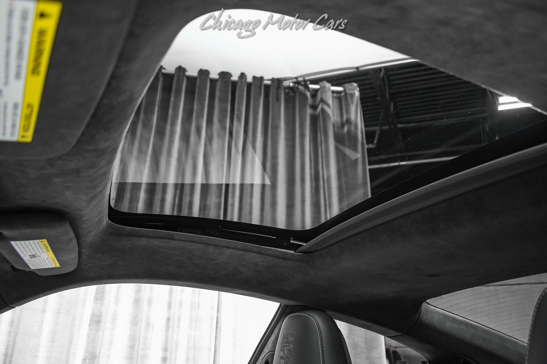 2017 PORSCHE 911 - Image 23