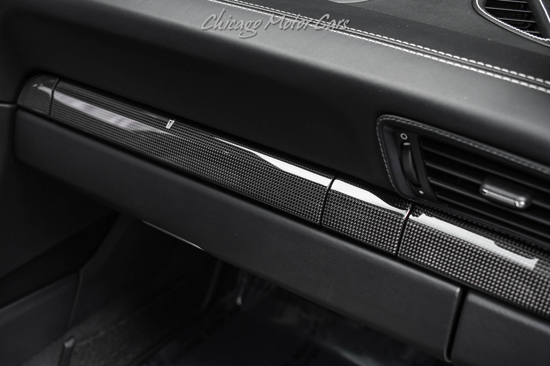 2017 PORSCHE 911 - Image 29