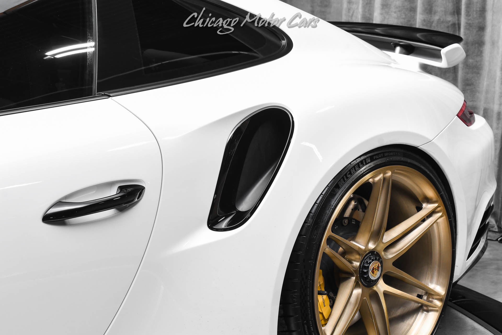 2017 PORSCHE 911 - Image 40