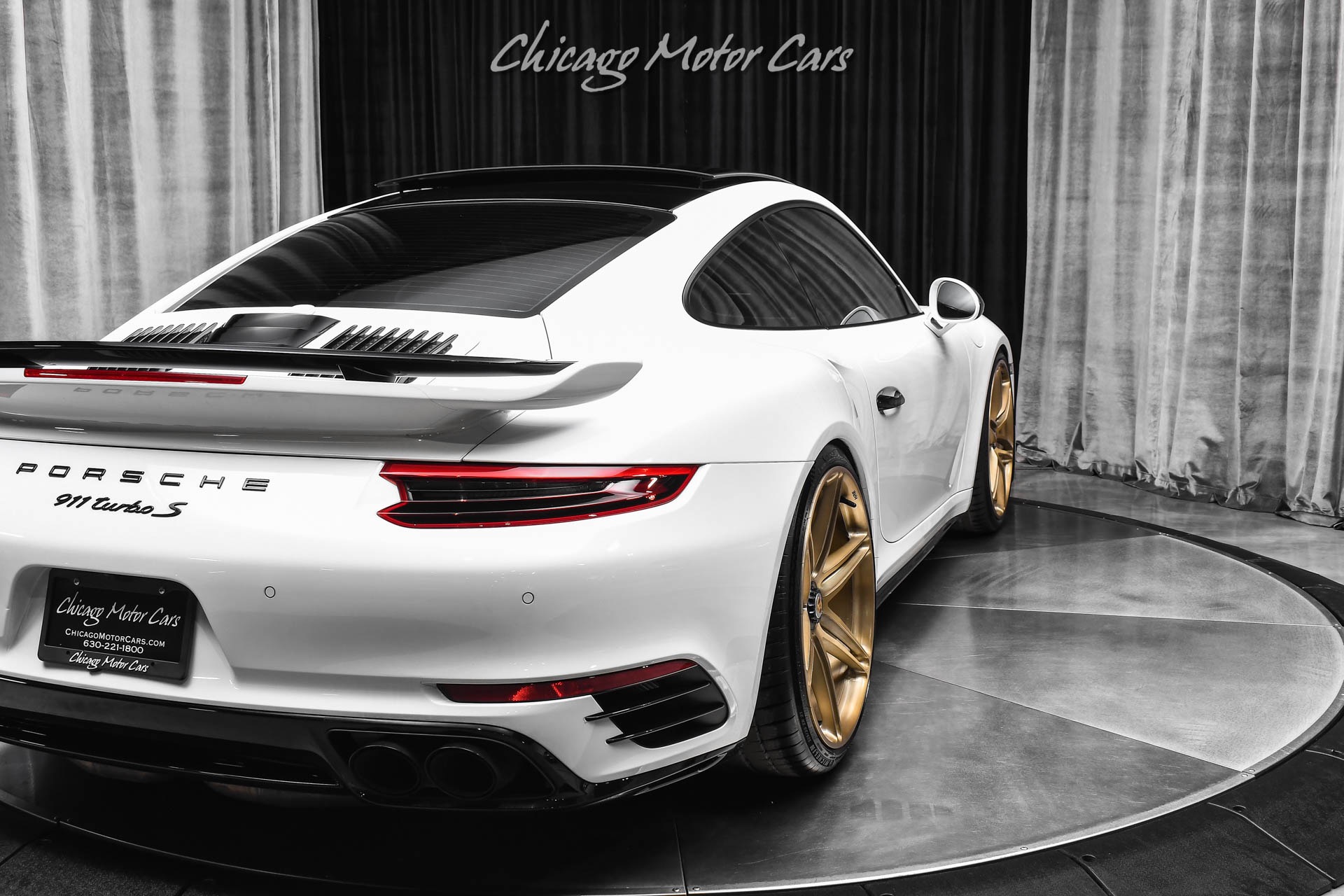 2017 PORSCHE 911 - Image 46