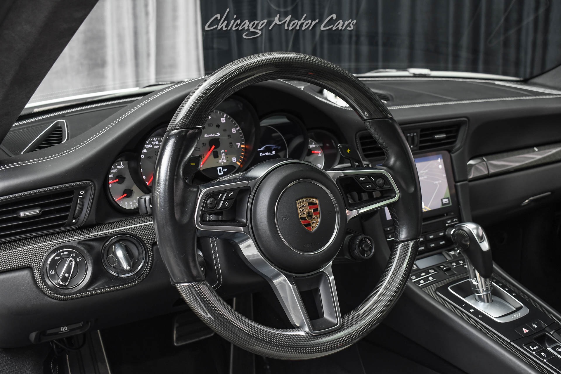 2017 PORSCHE 911 - Image 9