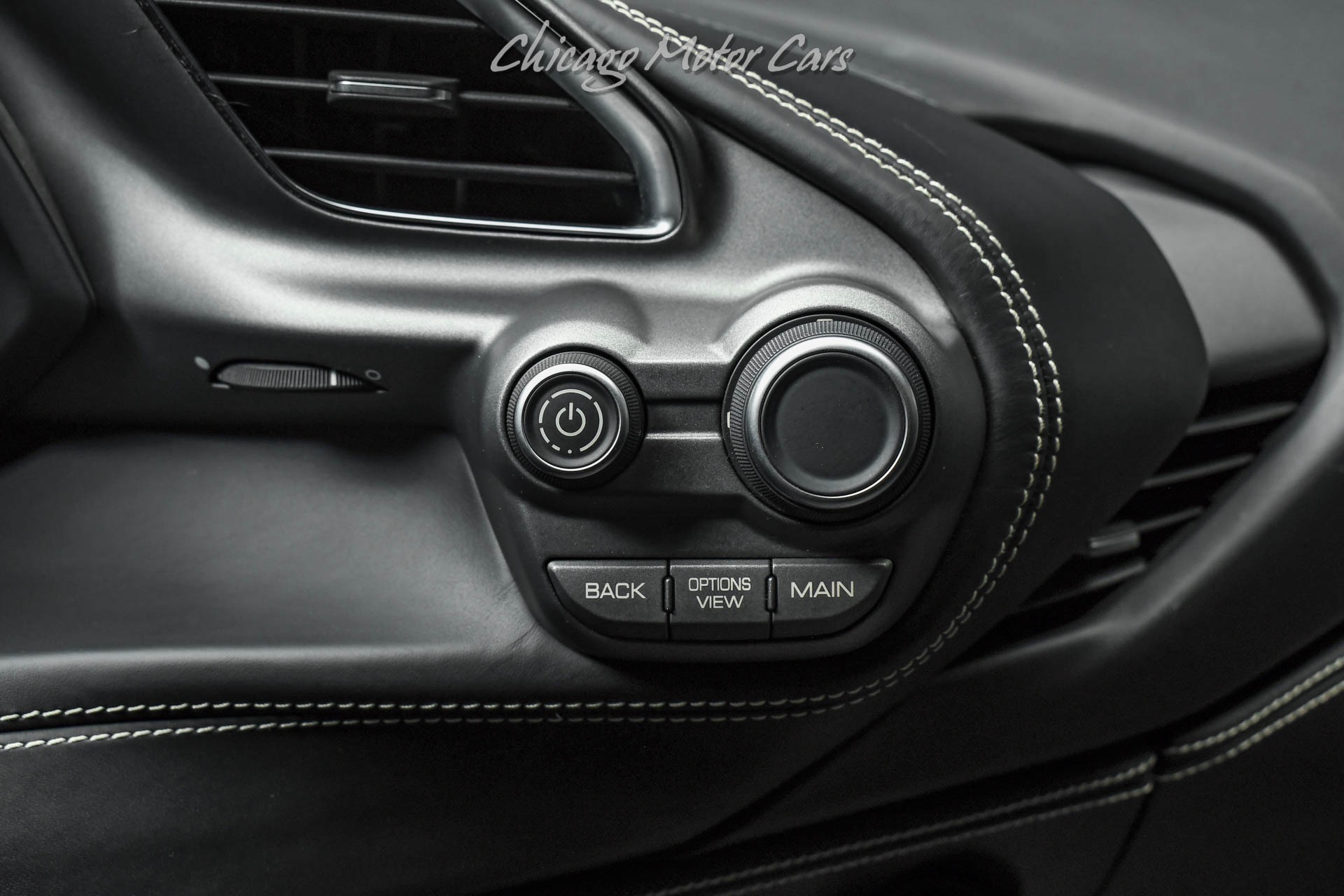 2017 FERRARI 488 - Image 16