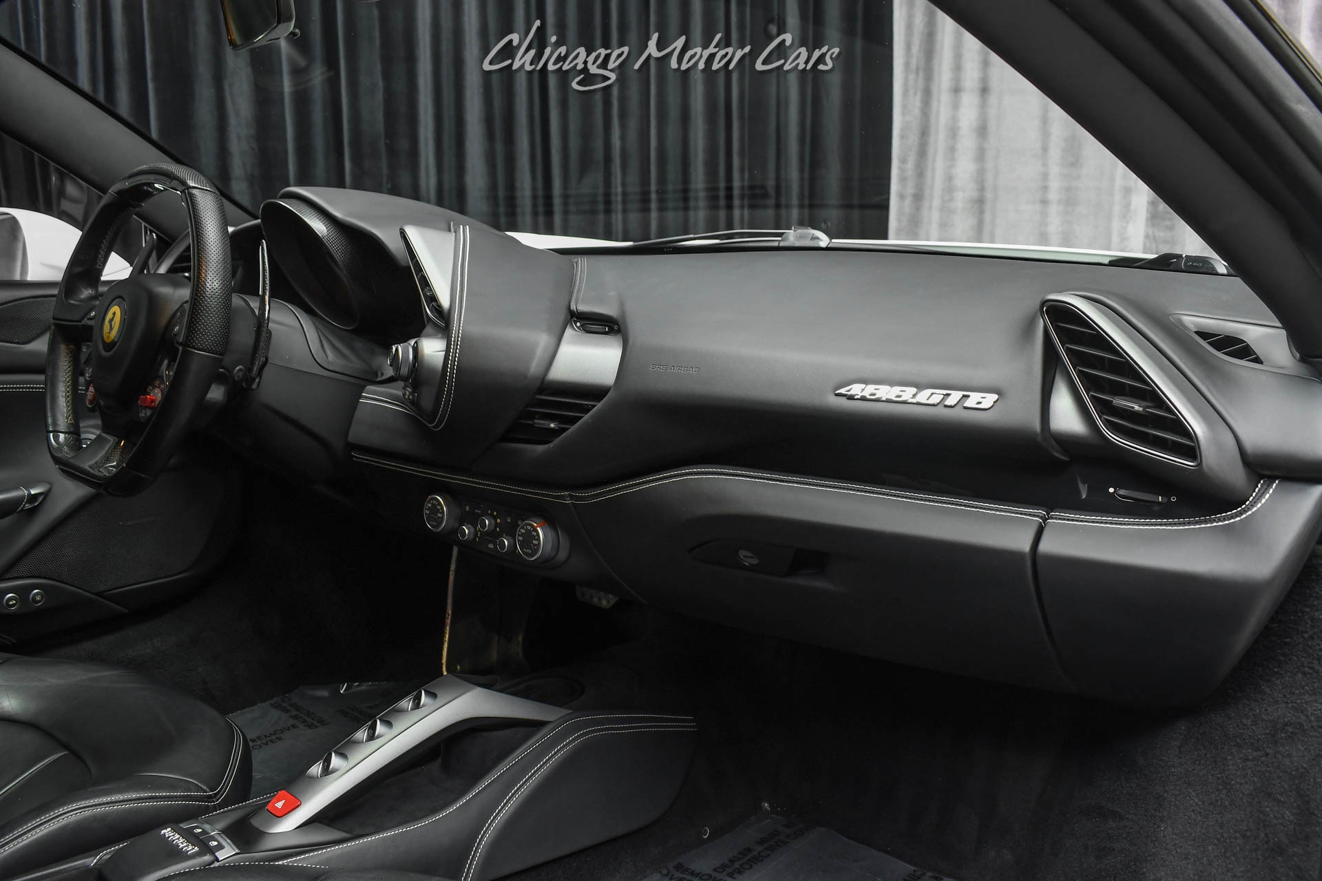 2017 FERRARI 488 - Image 23