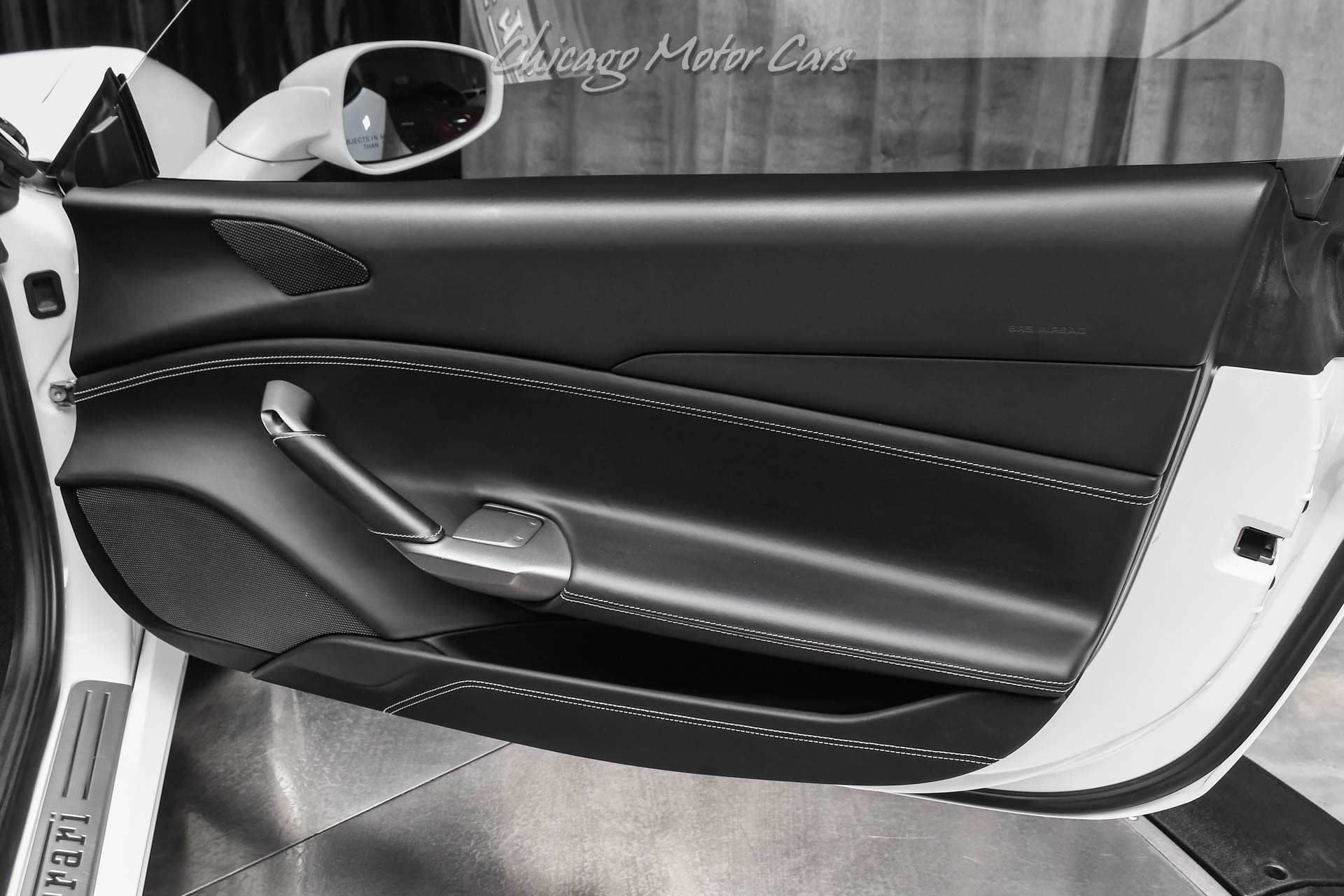 2017 FERRARI 488 - Image 27