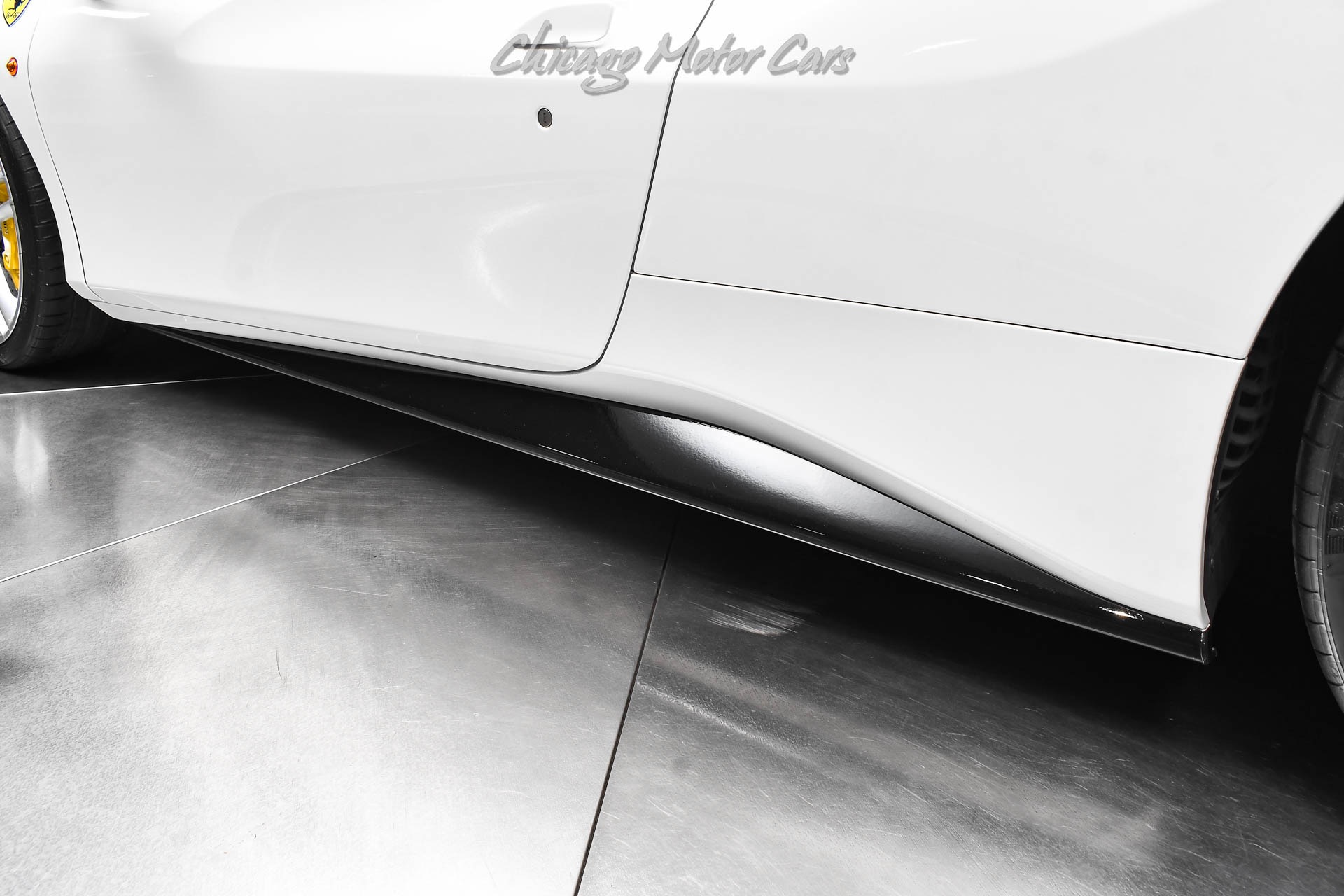 2017 FERRARI 488 - Image 31