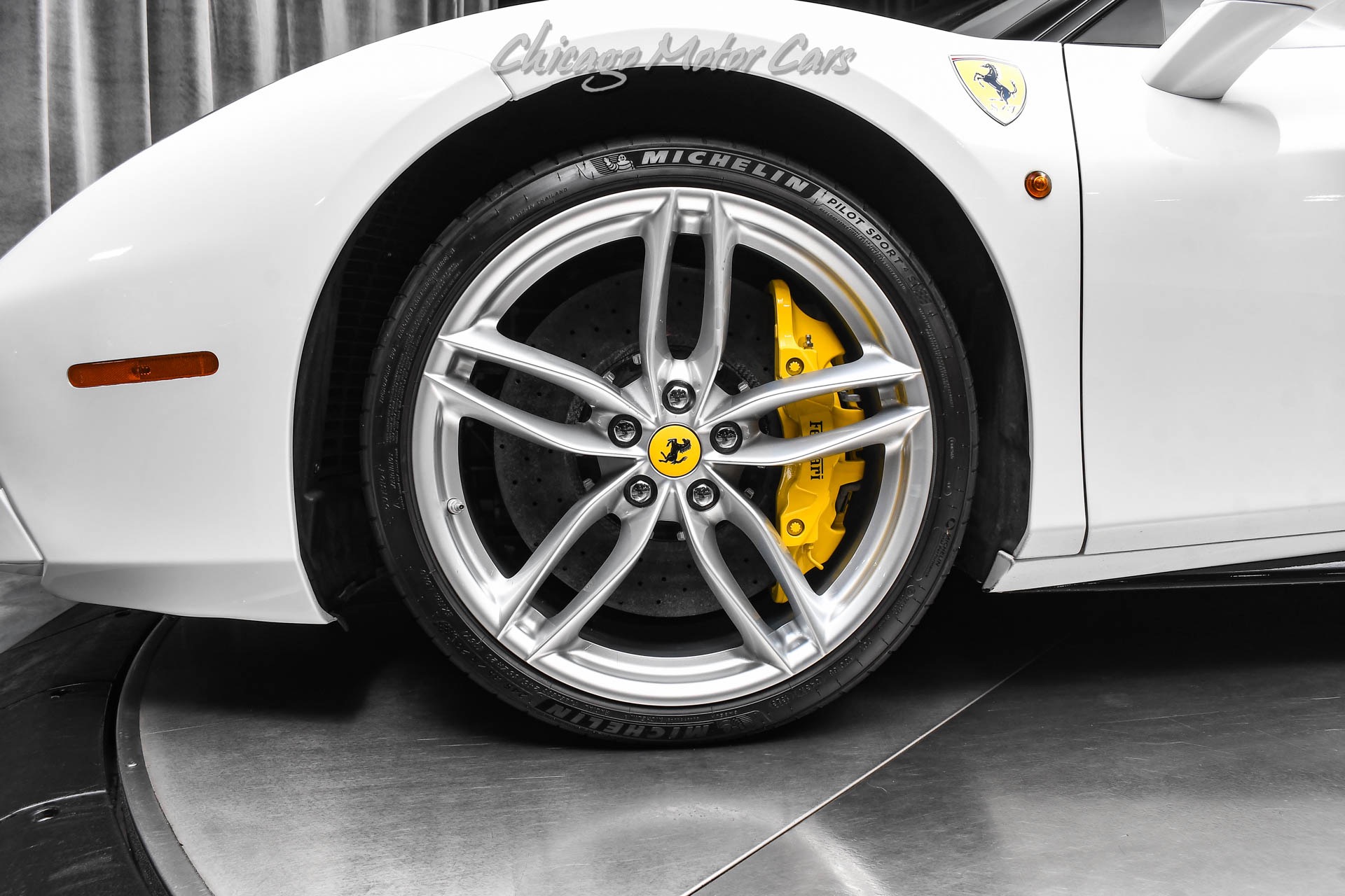 2017 FERRARI 488 - Image 43