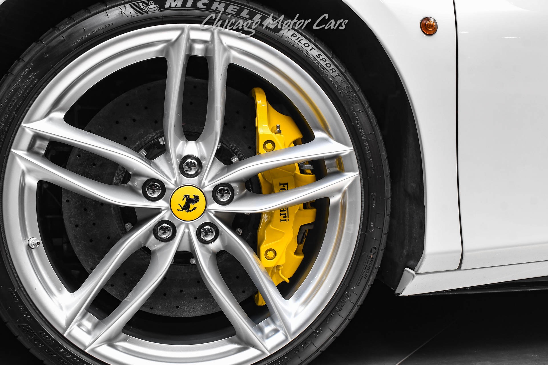 2017 FERRARI 488 - Image 44