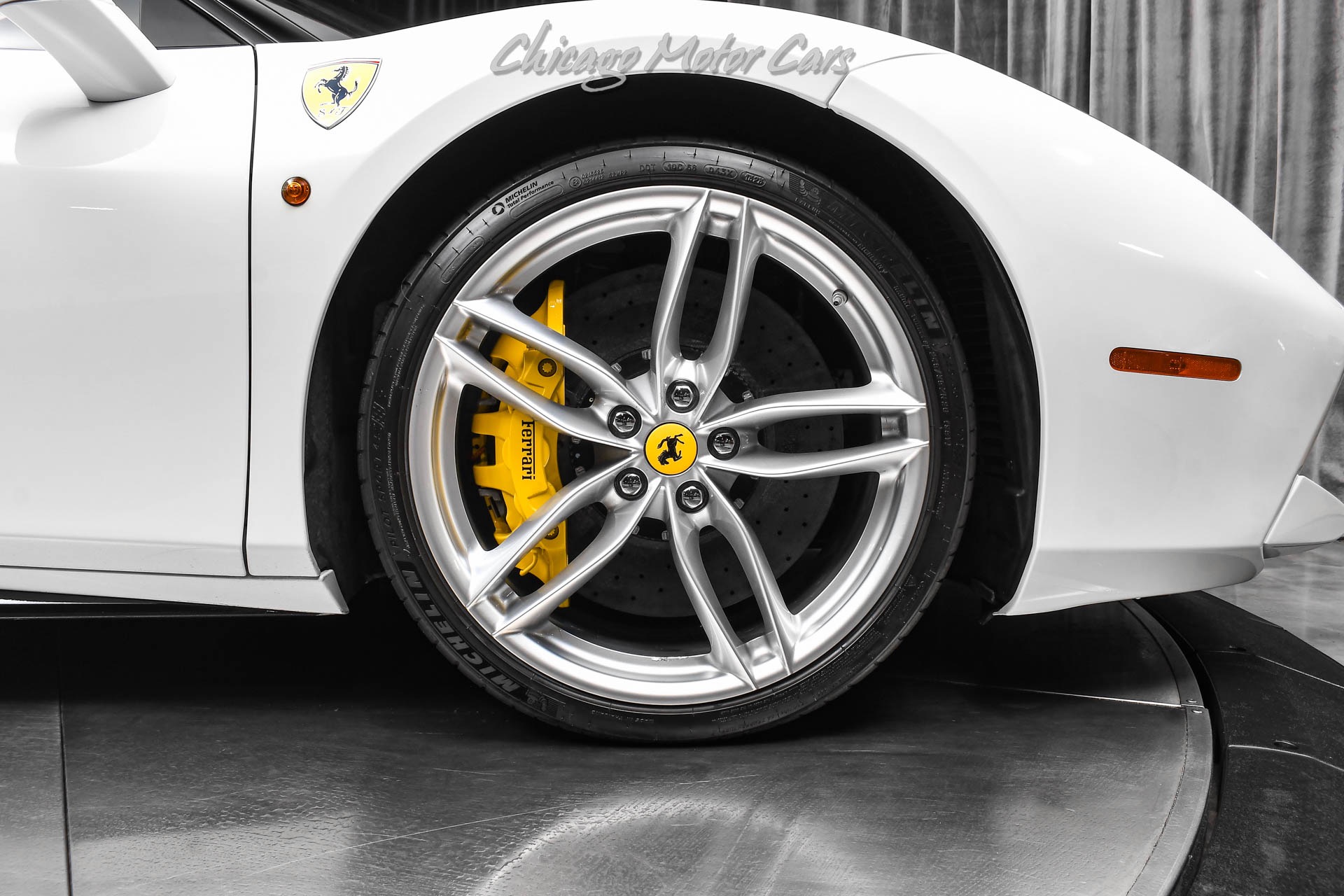 2017 FERRARI 488 - Image 47