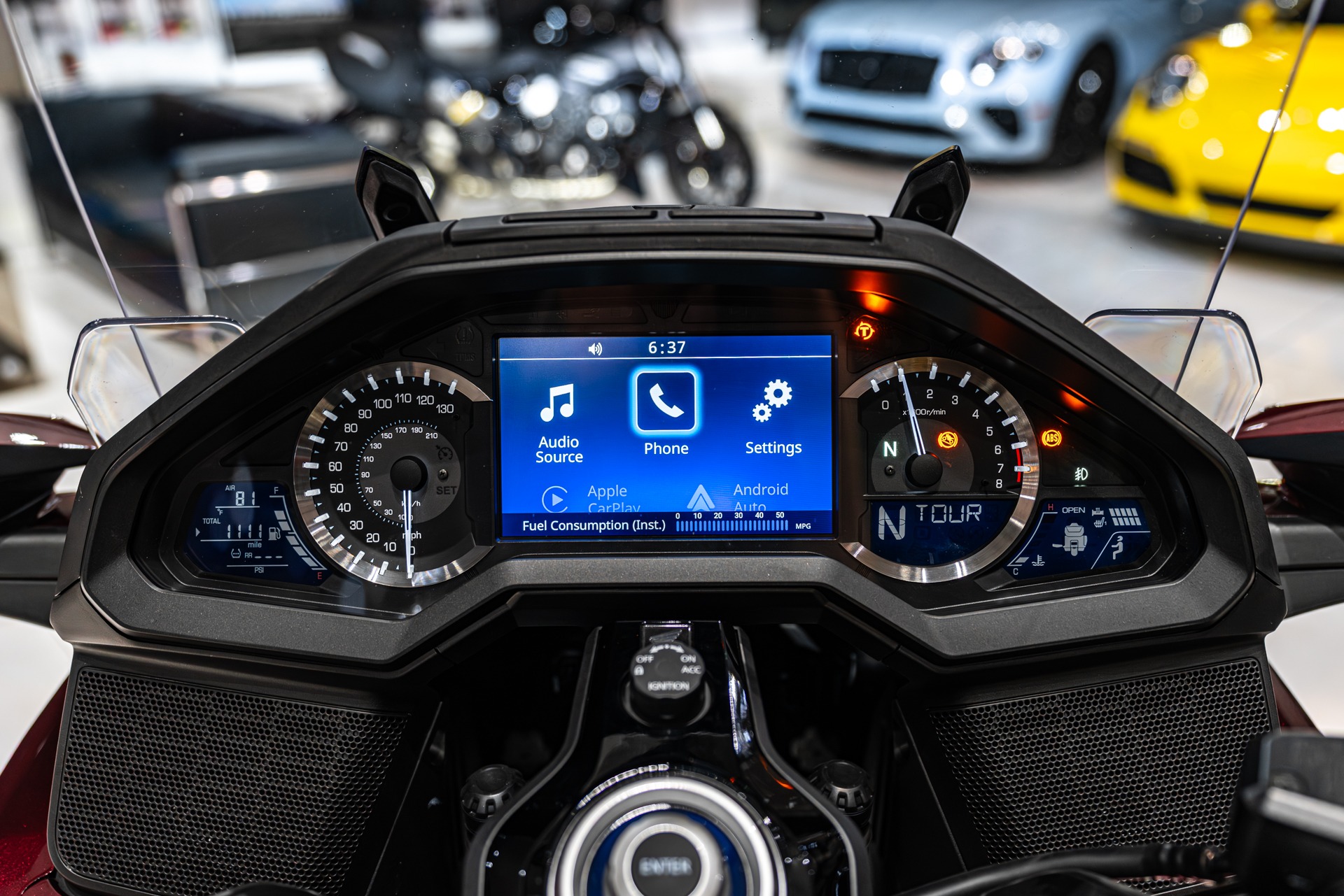 2025 HONDA GOLD WING TOUR - Image 15