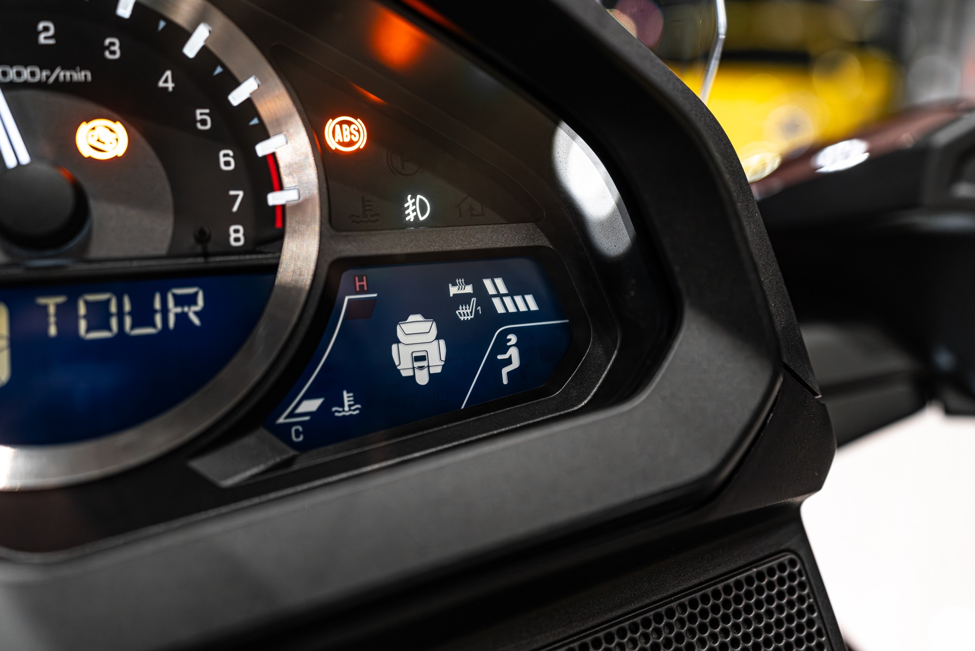 2025 HONDA GOLD WING TOUR - Image 19