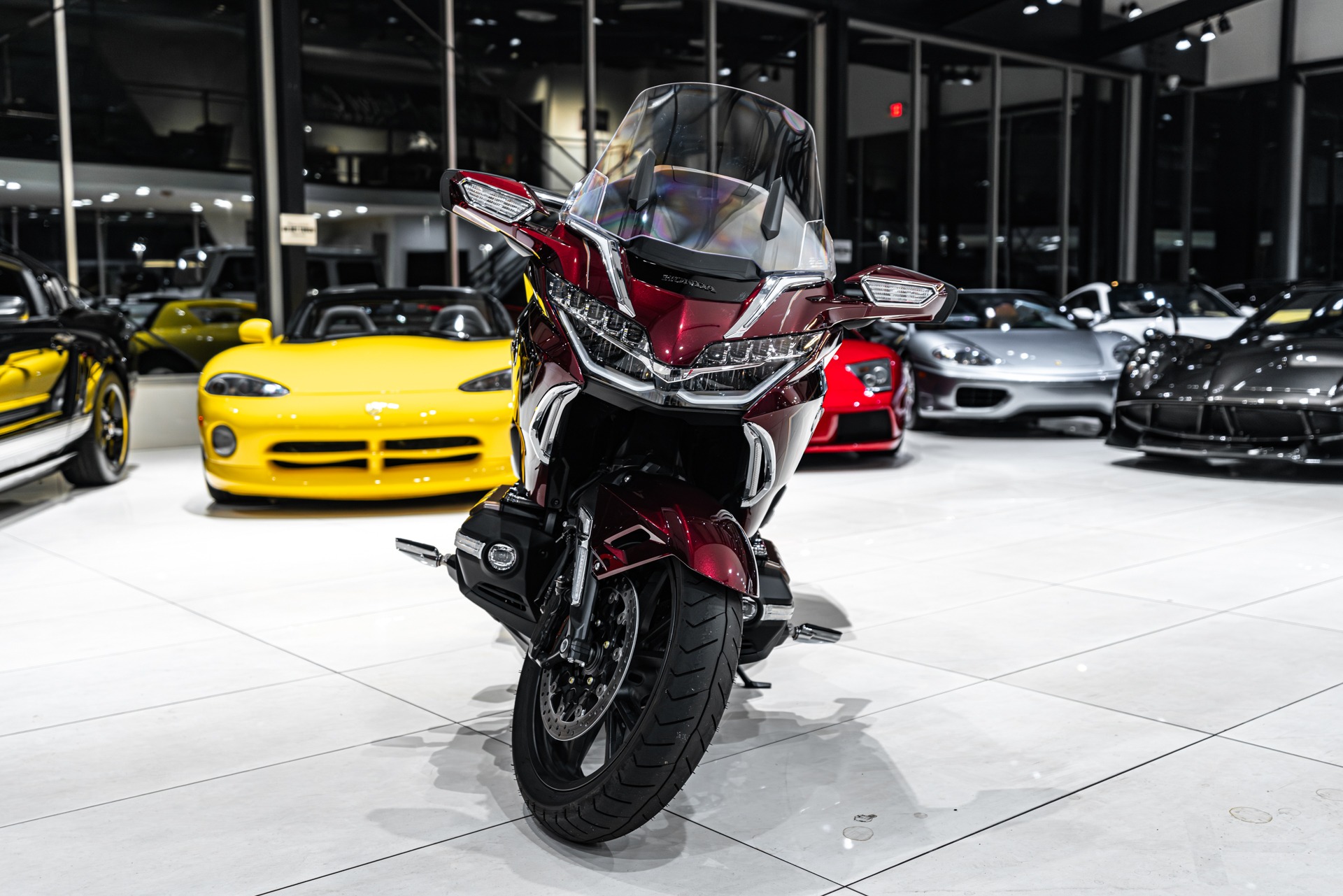 2025 HONDA GOLD WING TOUR - Image 23