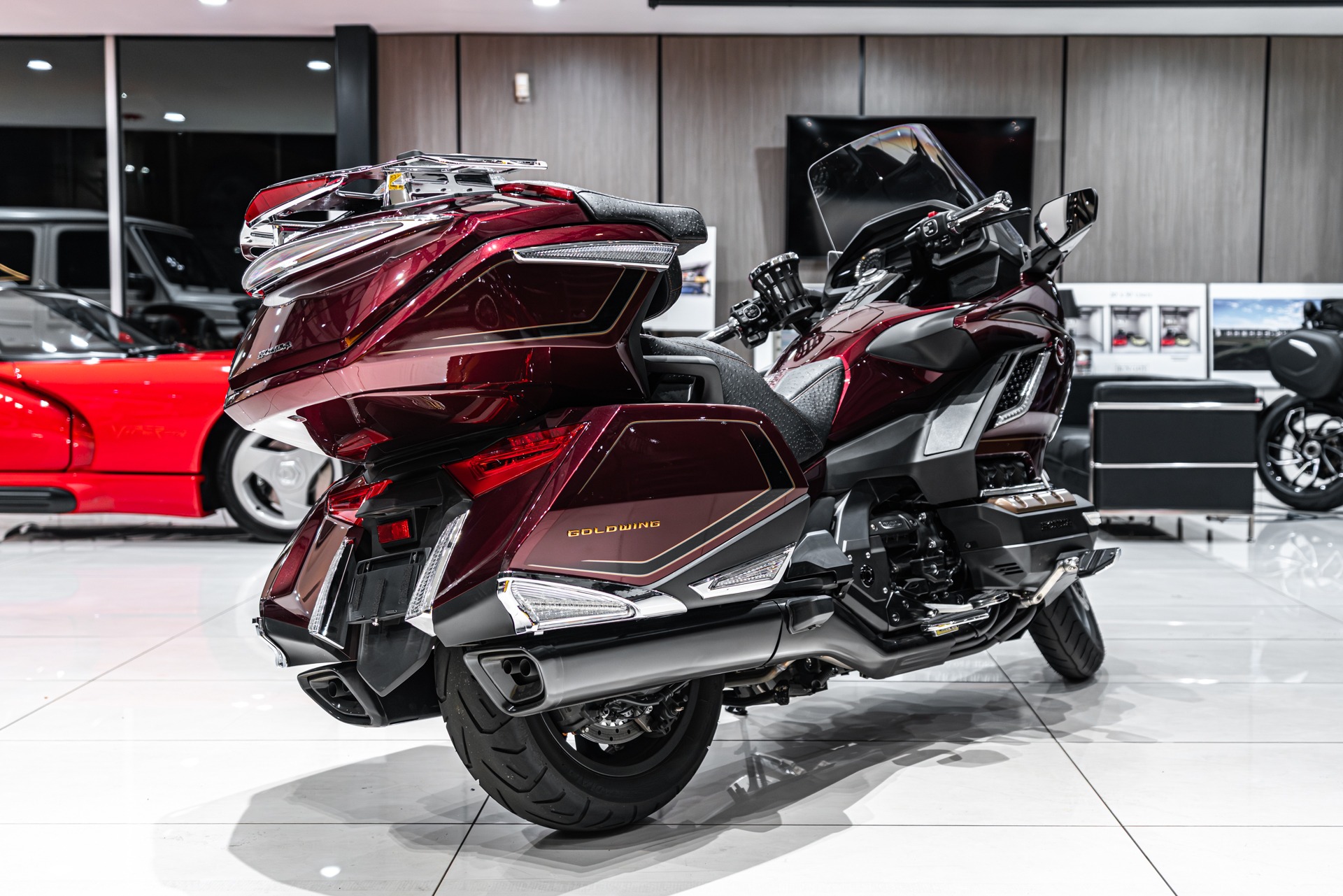 2025 HONDA GOLD WING TOUR - Image 3