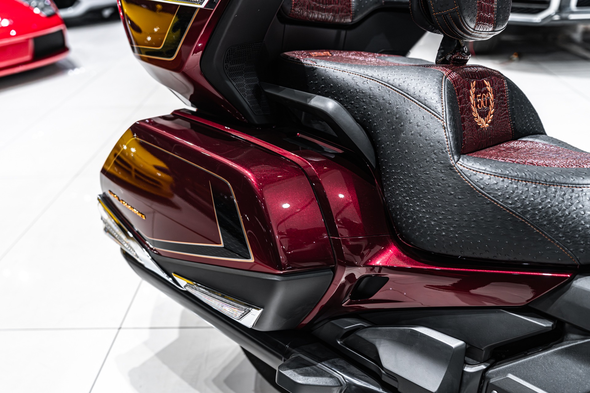 2025 HONDA GOLD WING TOUR - Image 35