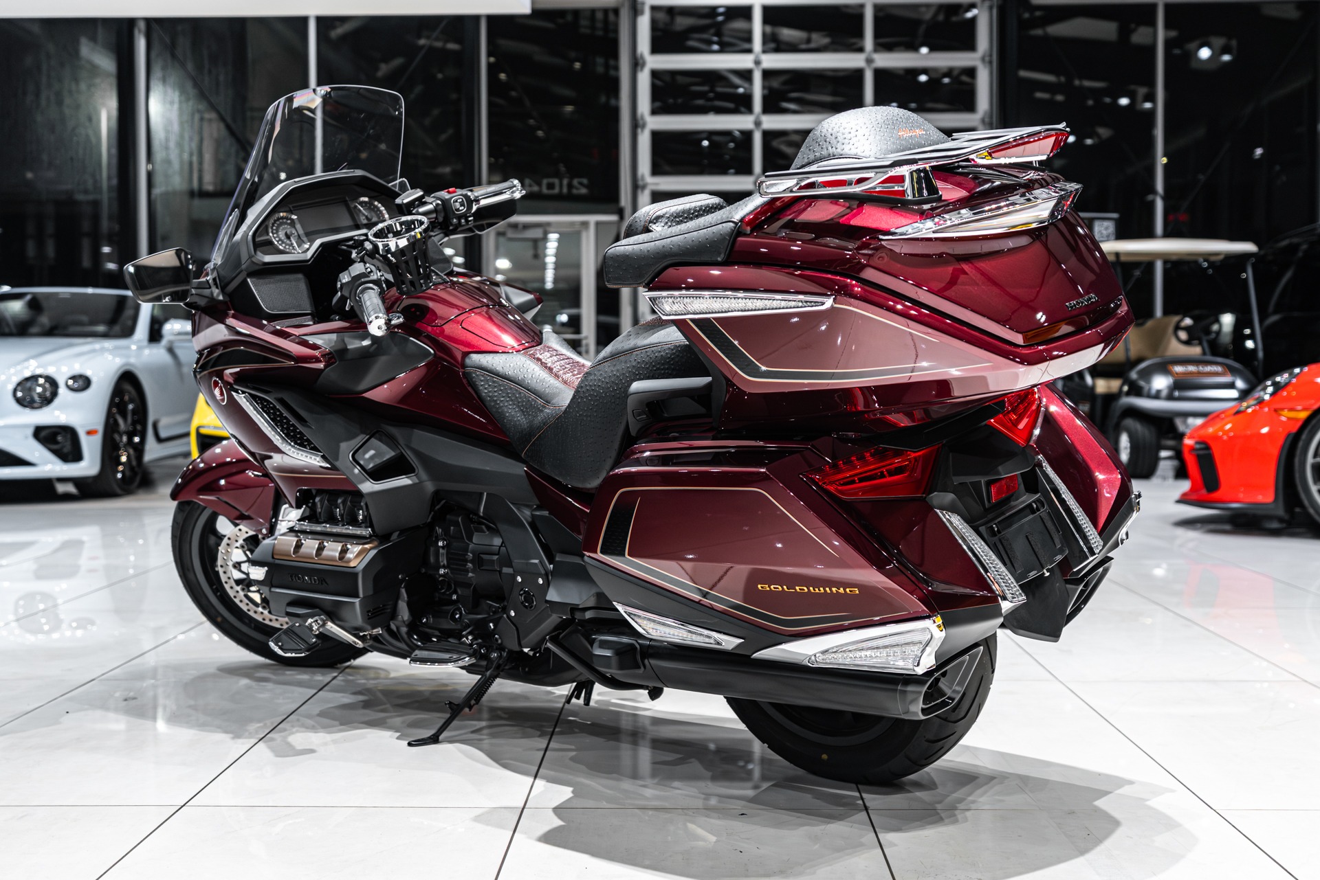 2025 HONDA GOLD WING TOUR - Image 5