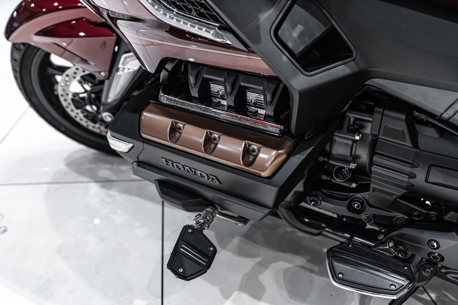 2025 HONDA GOLD WING TOUR - Image 51