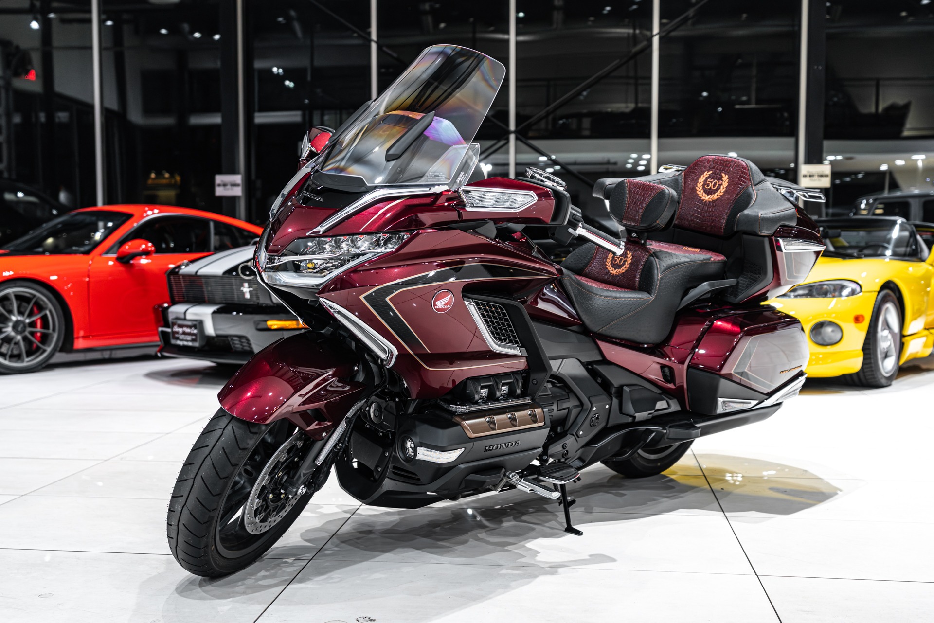 2025 HONDA GOLD WING TOUR - Image 7