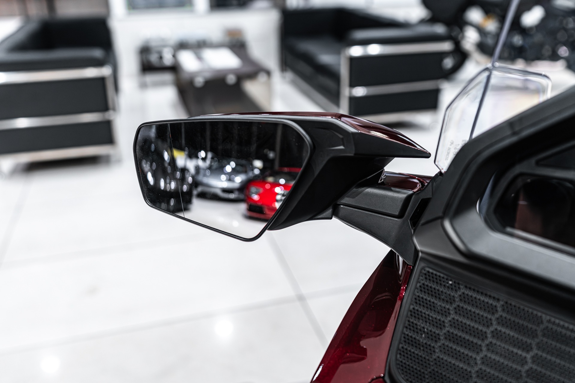 2025 HONDA GOLD WING TOUR - Image 9