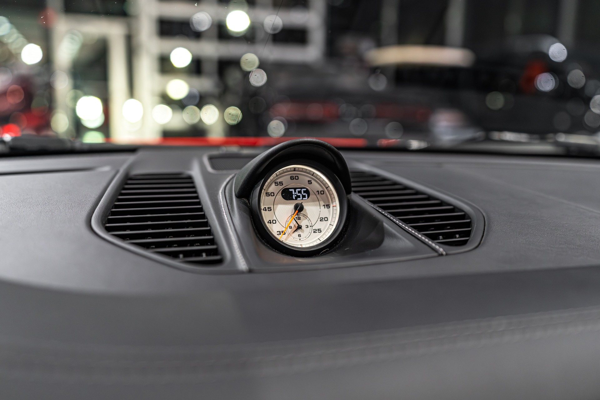 2018 PORSCHE 911 - Image 15