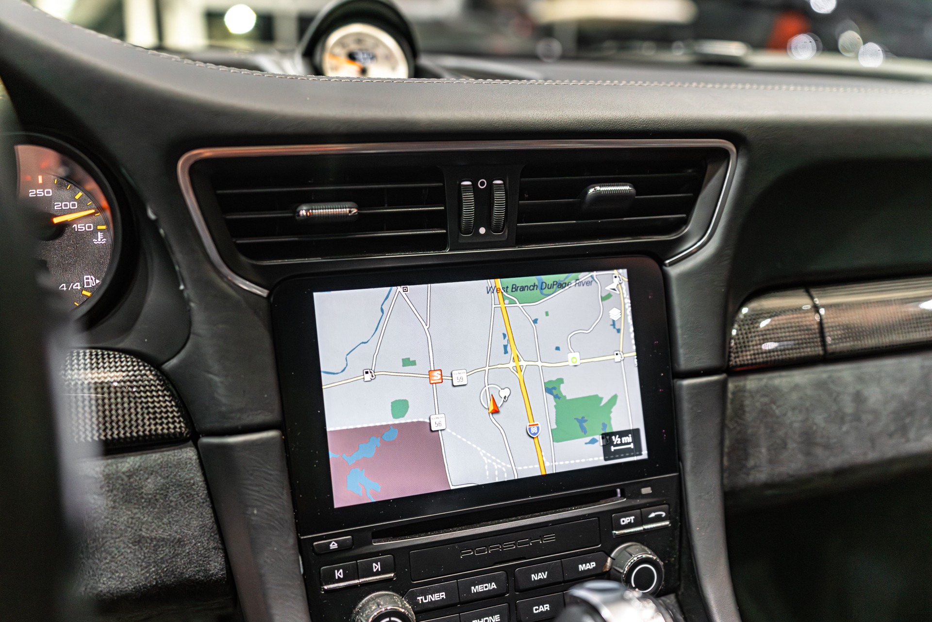 2018 PORSCHE 911 - Image 17