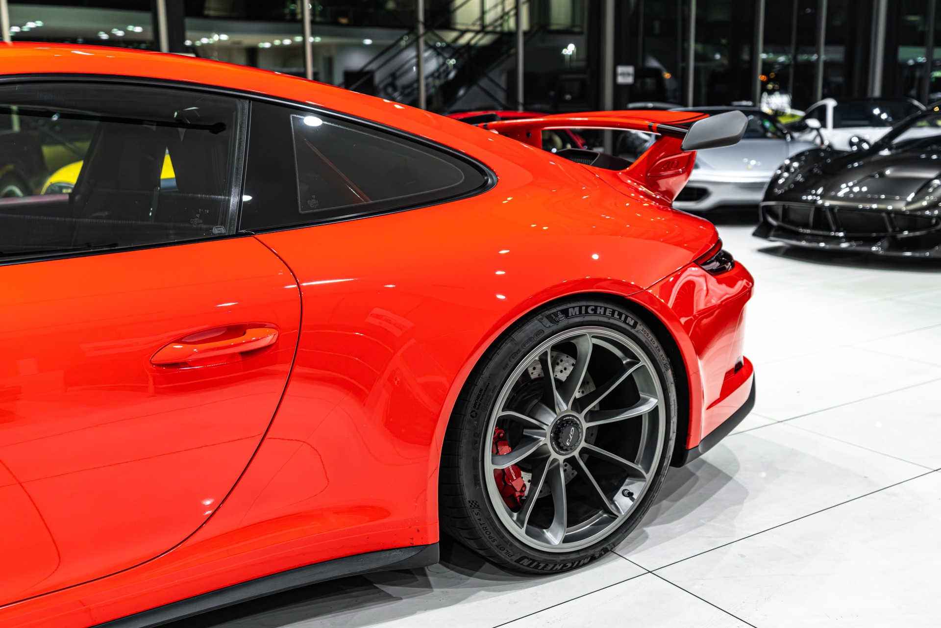 2018 PORSCHE 911 - Image 40