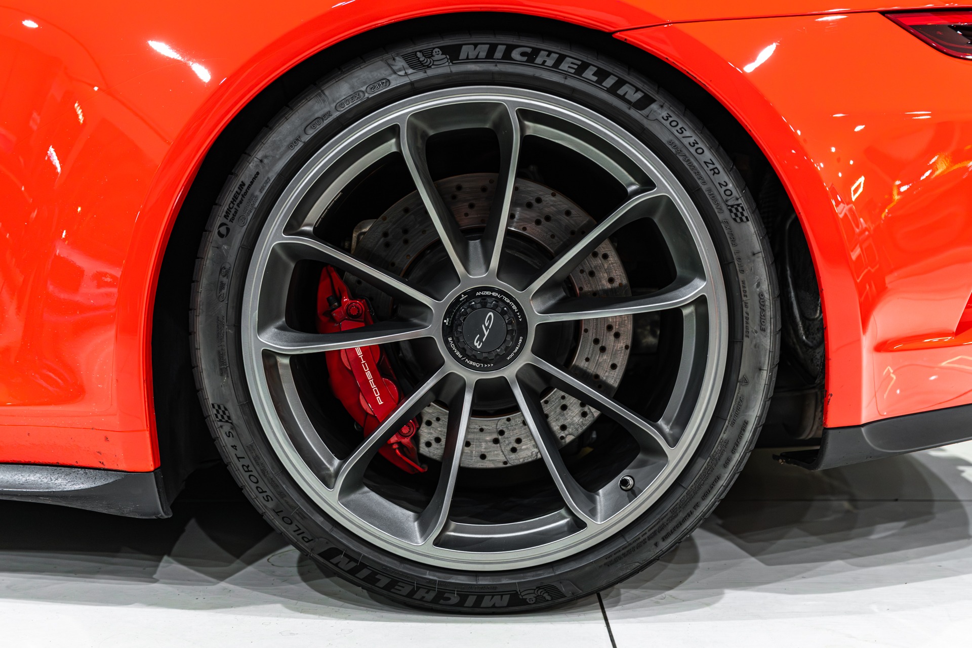 2018 PORSCHE 911 - Image 55