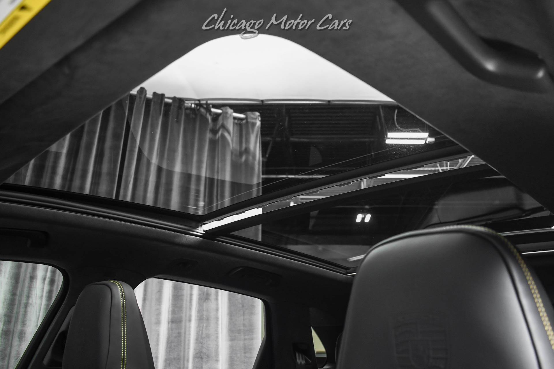 2025 PORSCHE CAYENNE - Image 21