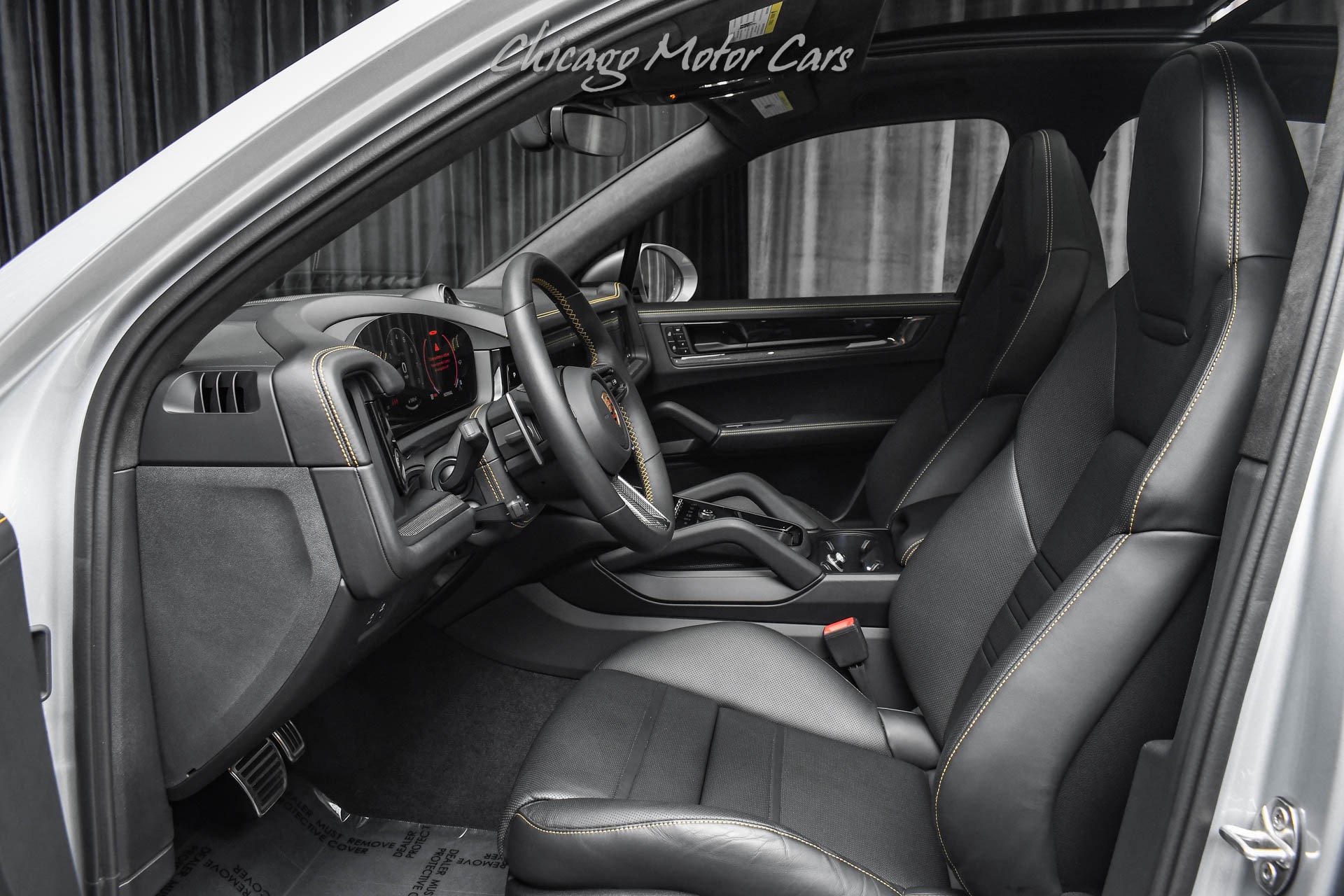 2025 PORSCHE CAYENNE - Image 22